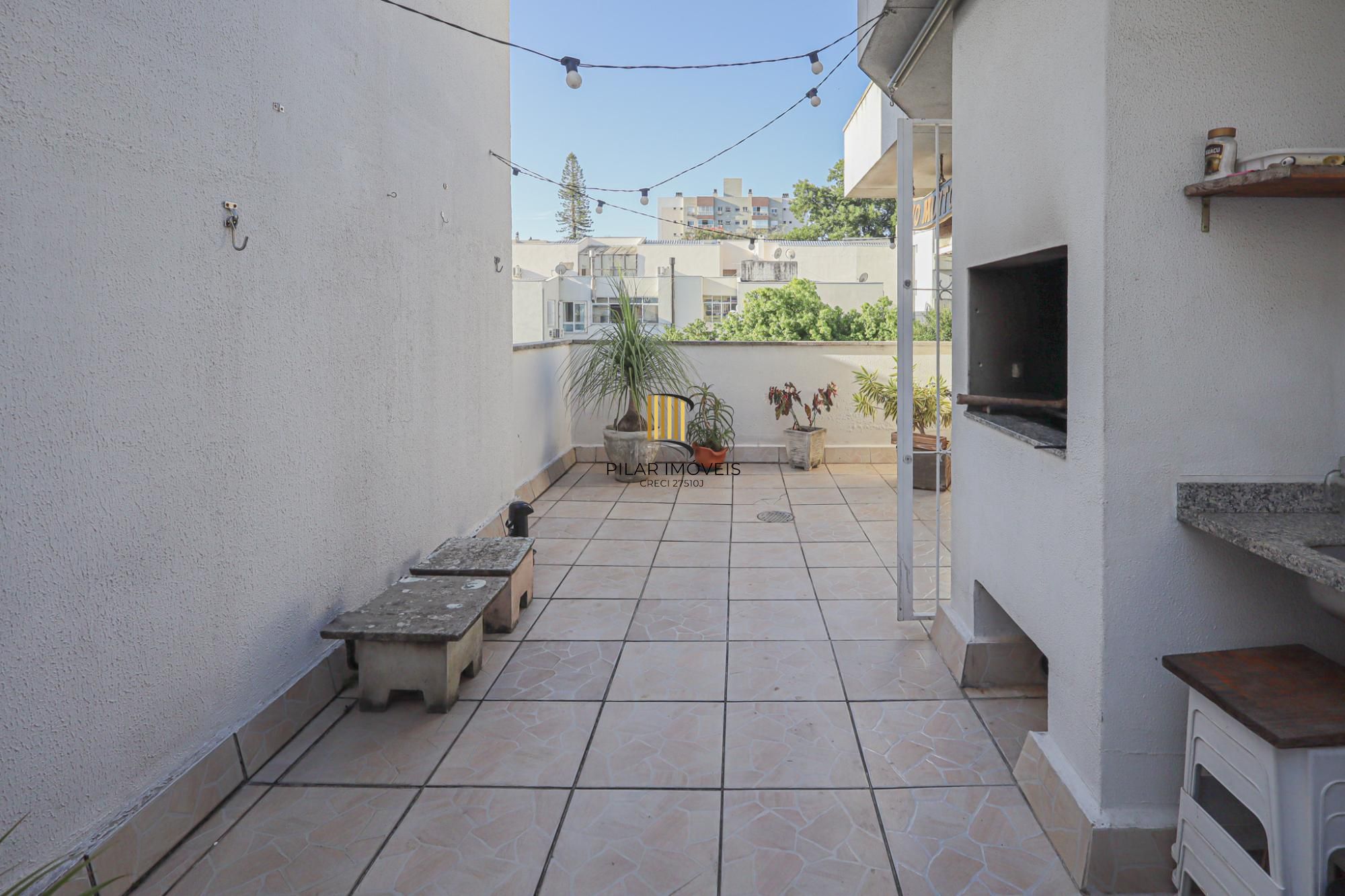 Cobertura a venda no bairro Petrópolis