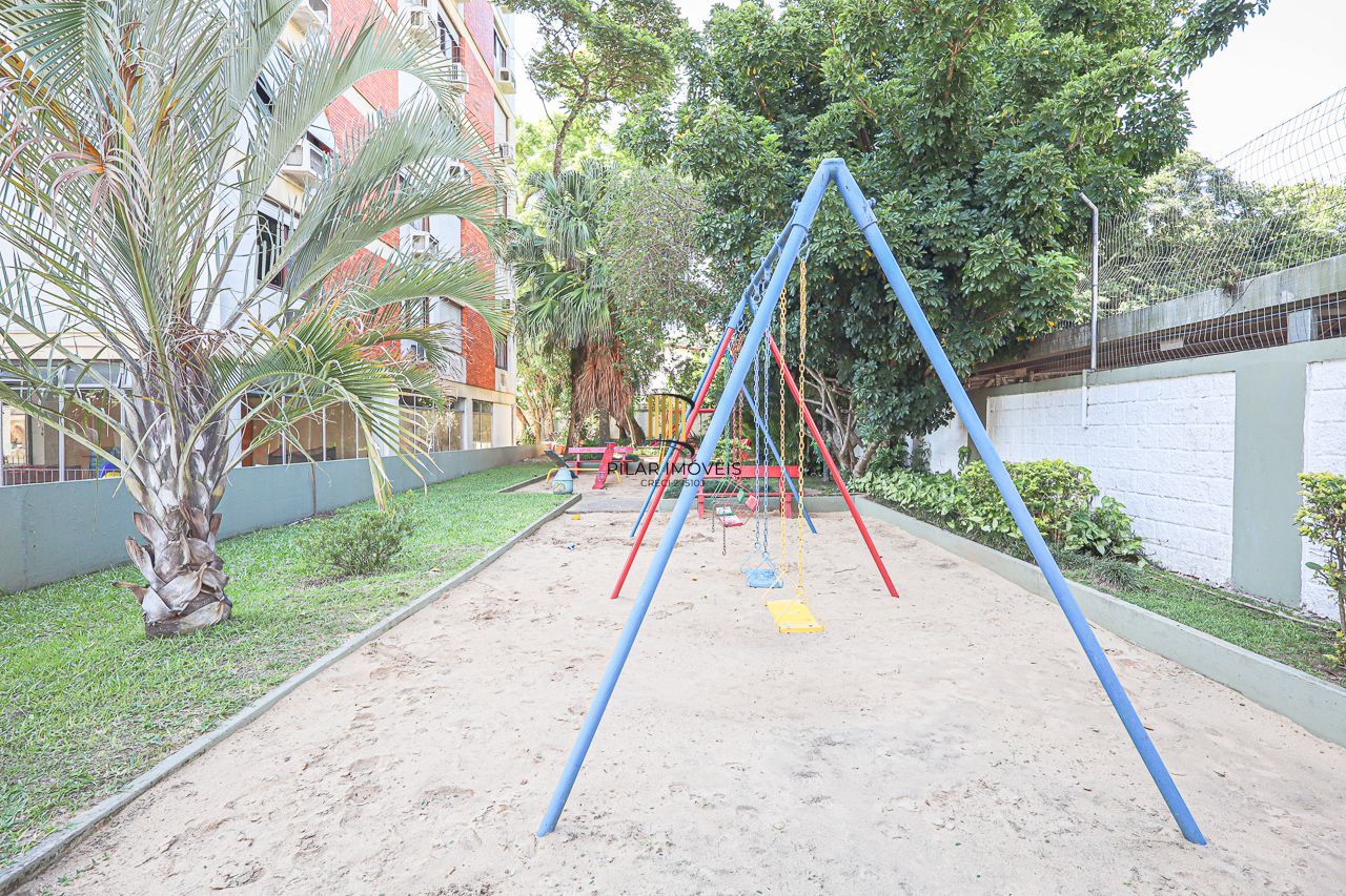 Apartamento a venda no bairro Mont' Serrat
