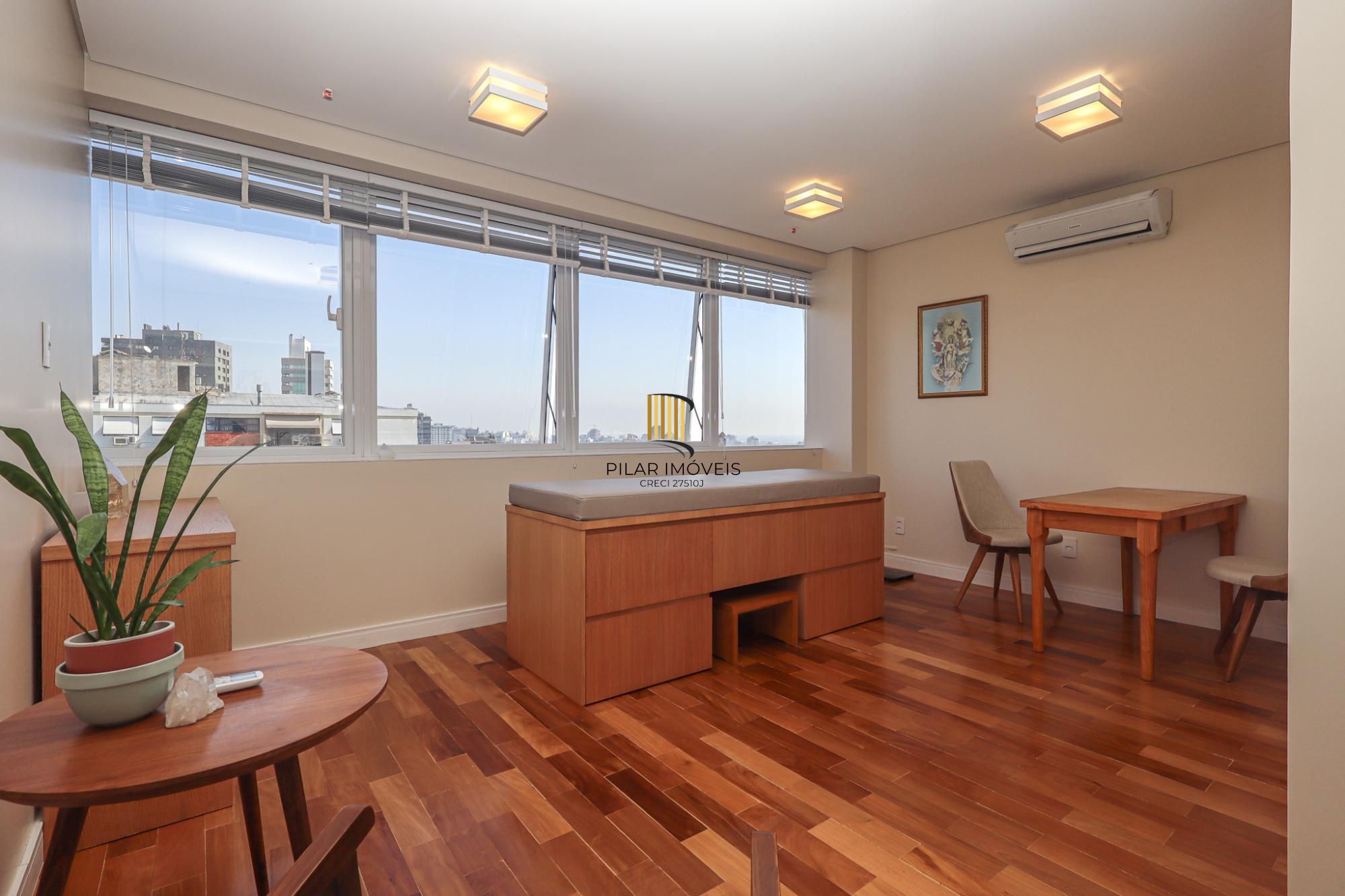 Sala Comercial a venda no bairro Mont Serrat