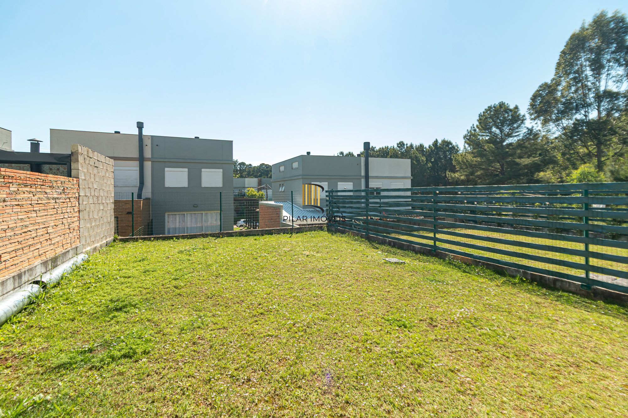 Casa em condomínio a venda na Lomba do Pinheiro