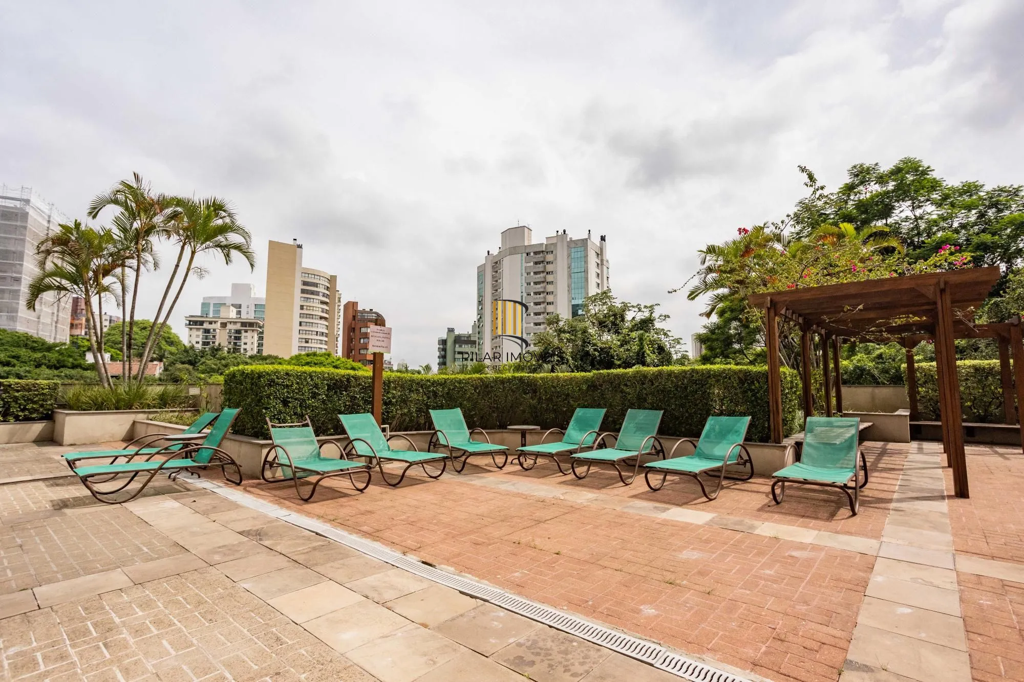 Apartamento 3 dormitórios no bairro Três Figueiras