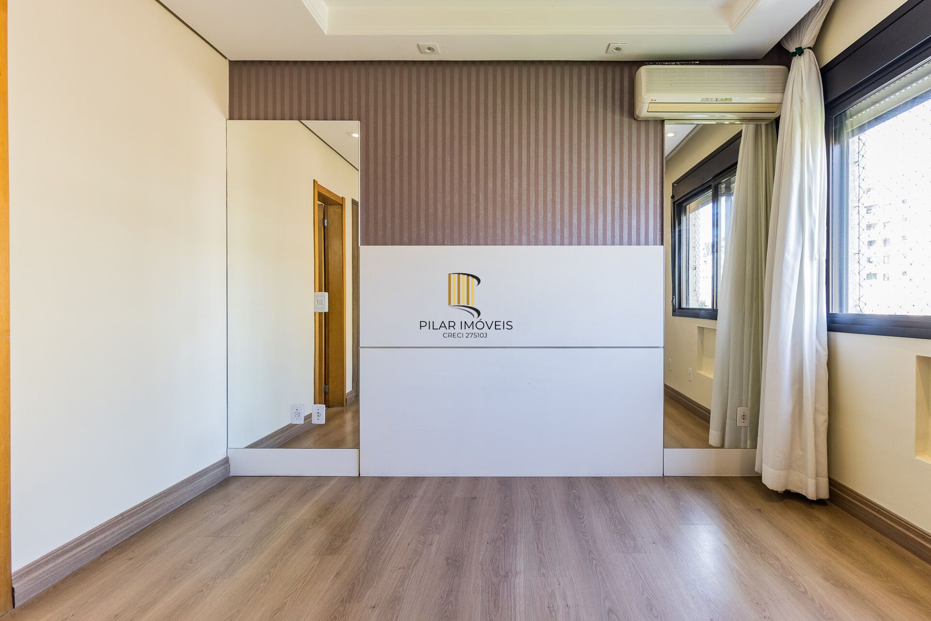 Apartamento à venda no bairro Mont Serrat em Porto Alegre/RS