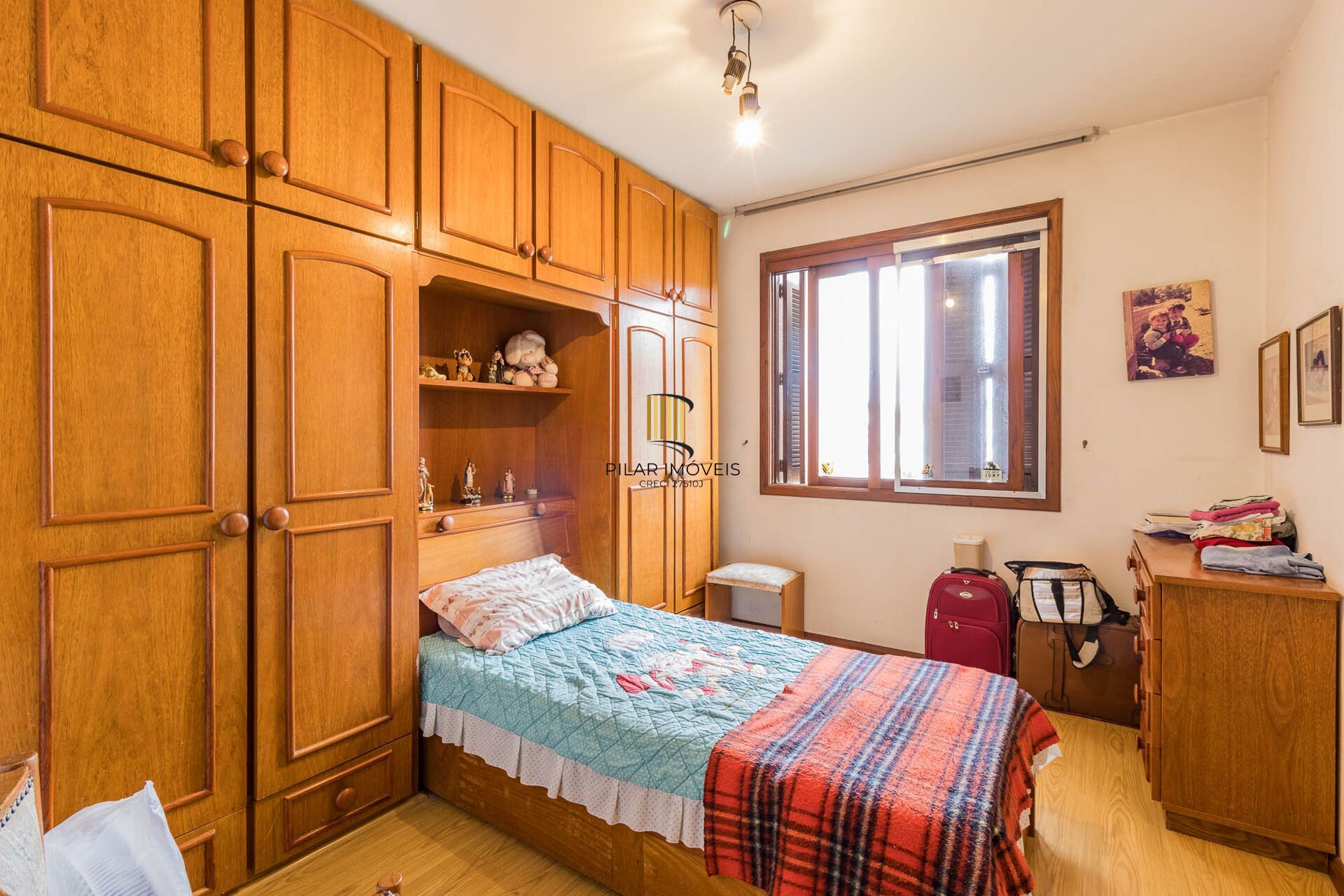 Apartamento à venda no bairro Jardim Lindóia em Porto Alegre/RS