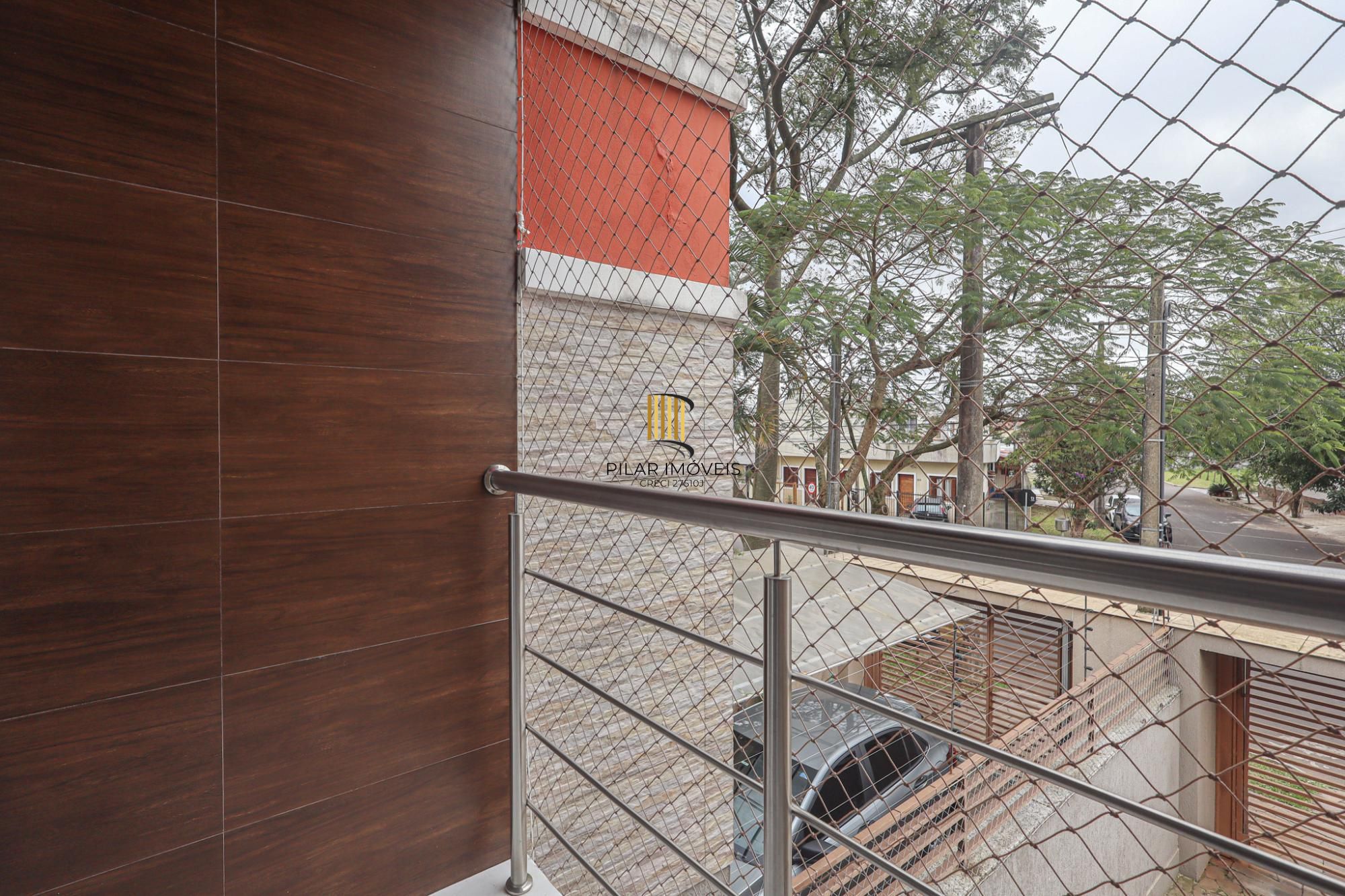 Casa sobrado a venda no bairro São José em Canoas