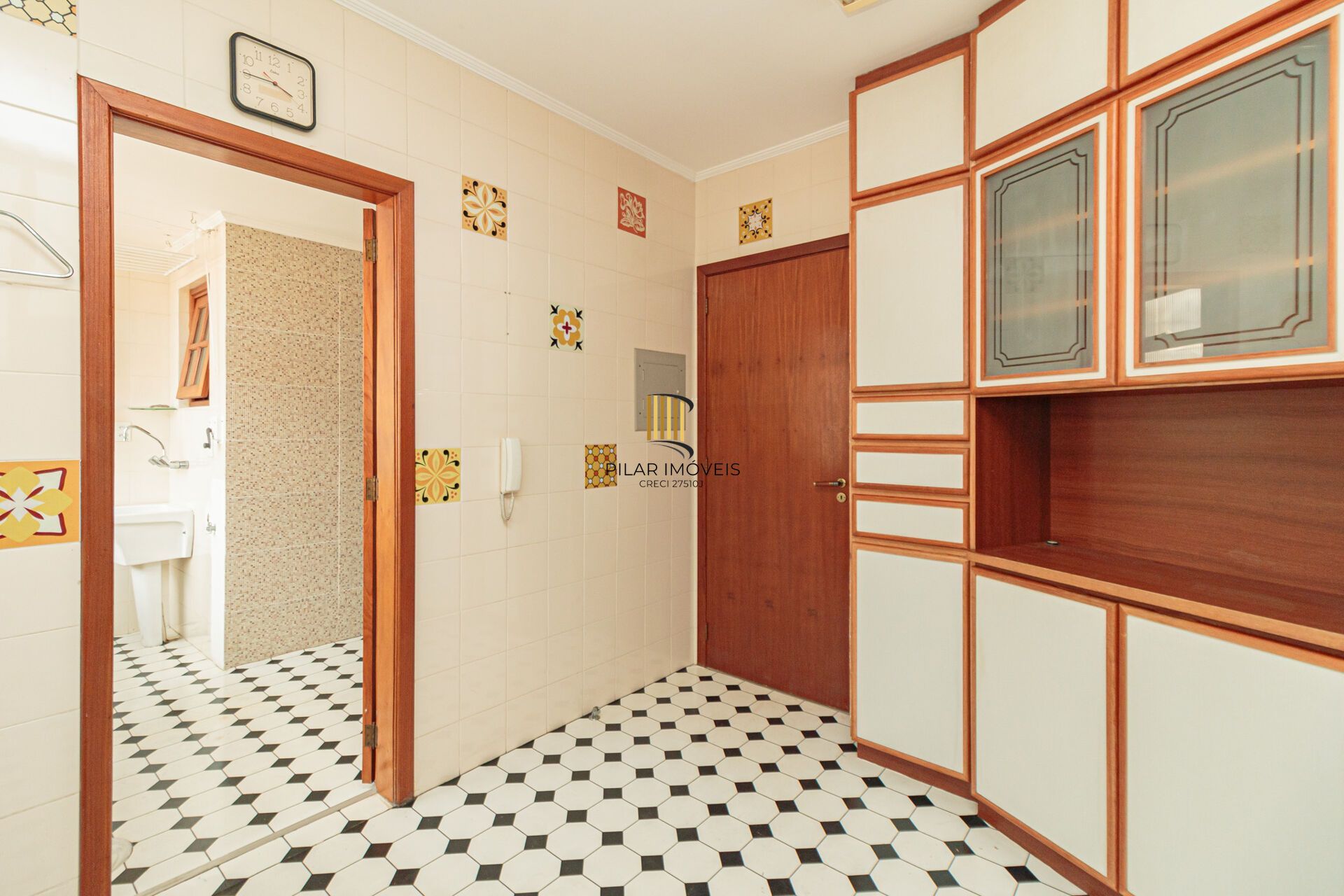 Apartamento à venda no bairro Jardim Planalto em Porto Alegre/RS