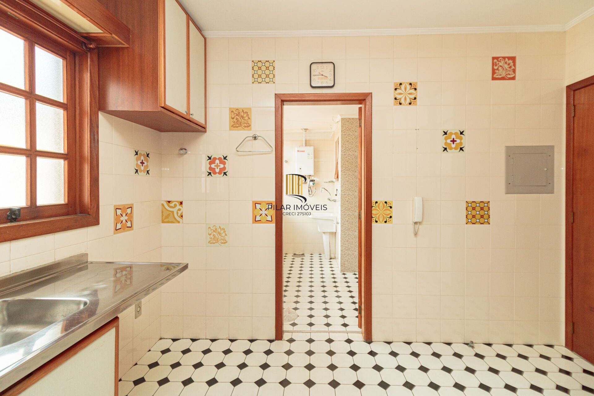 Apartamento à venda no bairro Jardim Planalto em Porto Alegre/RS