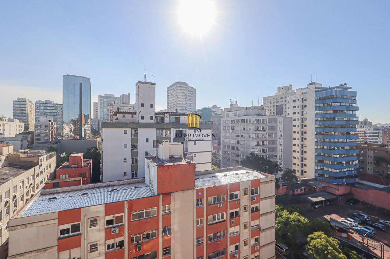 Apartamento a venda no bairro Bom fim