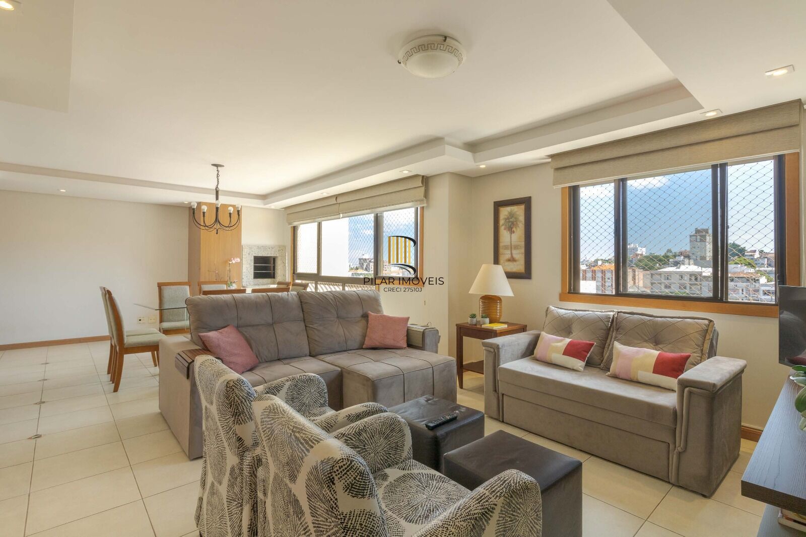Apartamento à venda no bairro Passo D'areia em Porto Alegre/RS