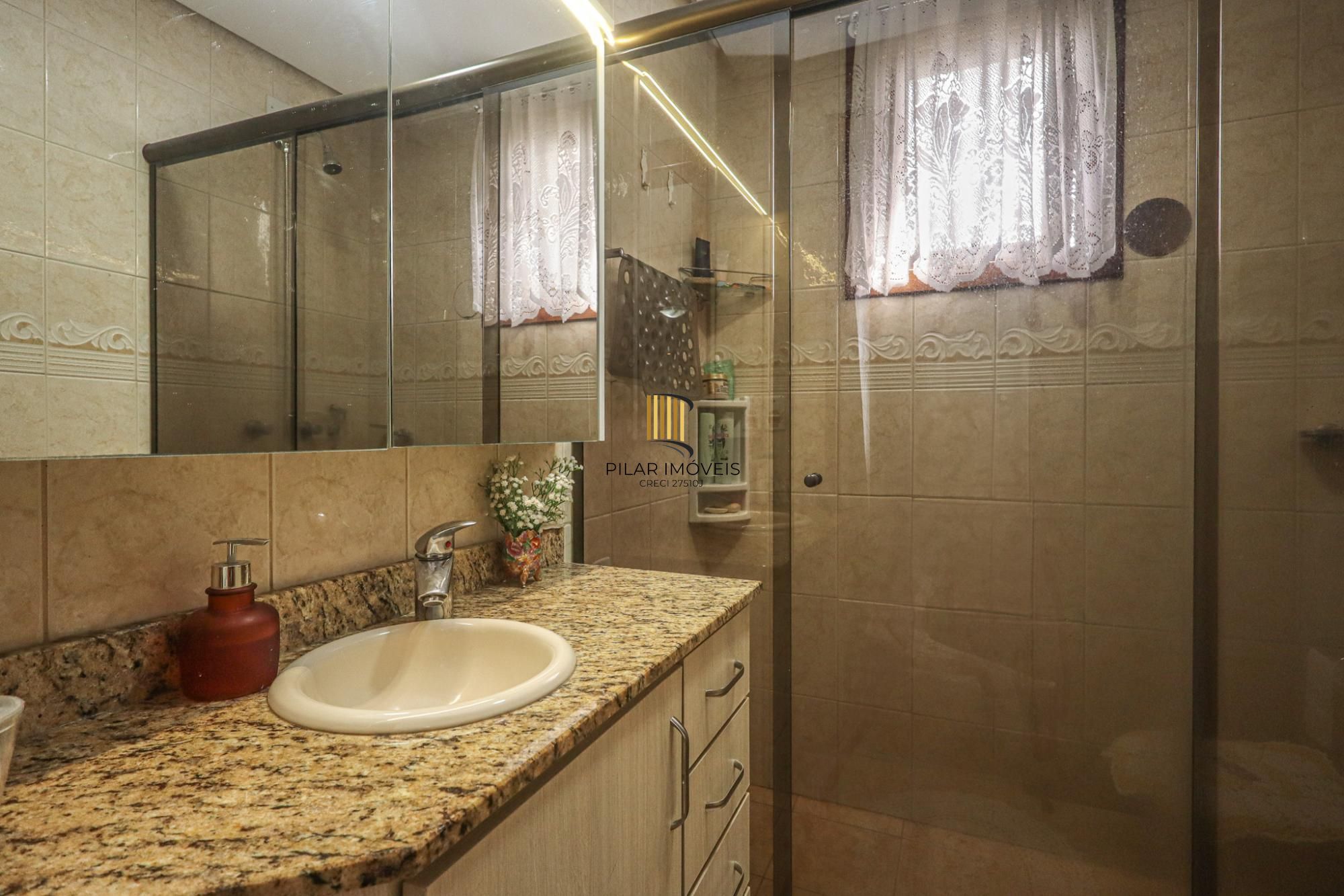 Apartamento à venda no bairro Jardim Planalto em Porto Alegre/RS