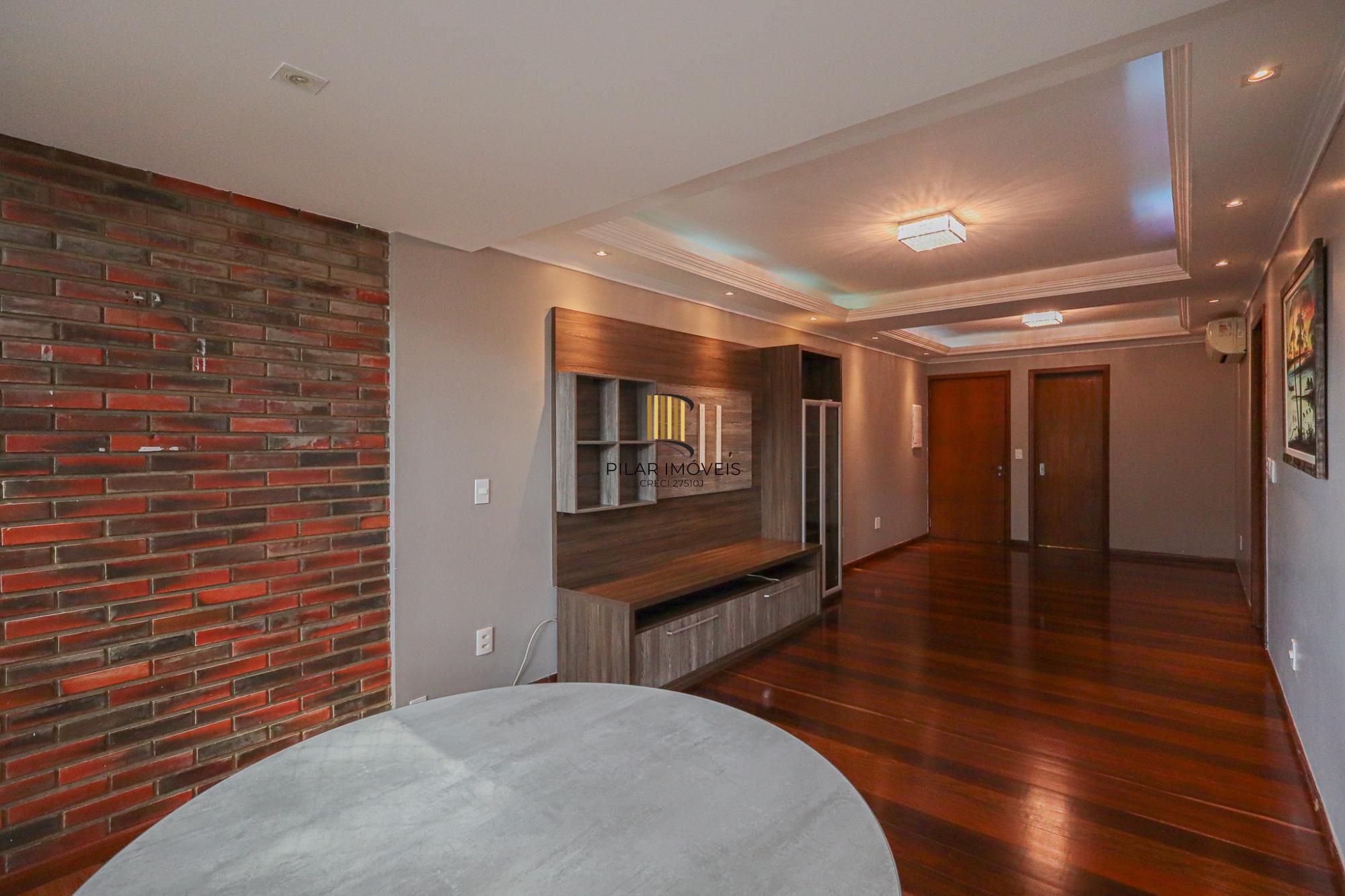 Apartamento à venda no bairro Petrópolis