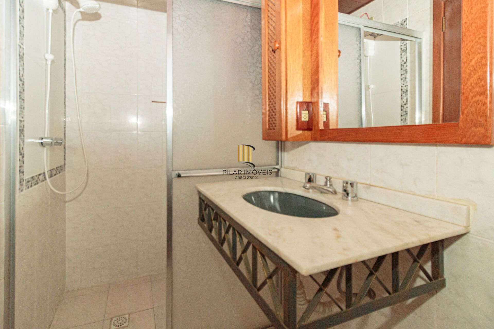 Apartamento à venda no bairro Jardim Planalto em Porto Alegre/RS
