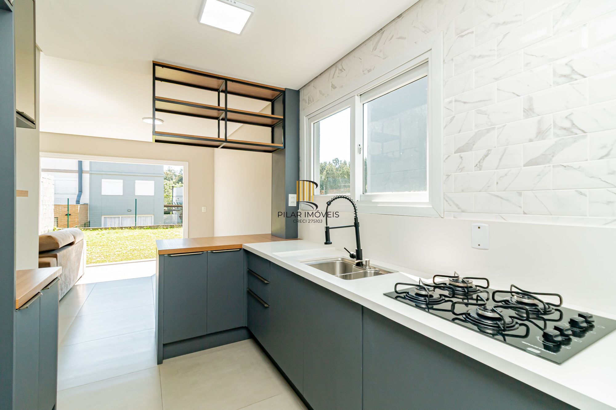 Casa em condomínio a venda na Lomba do Pinheiro