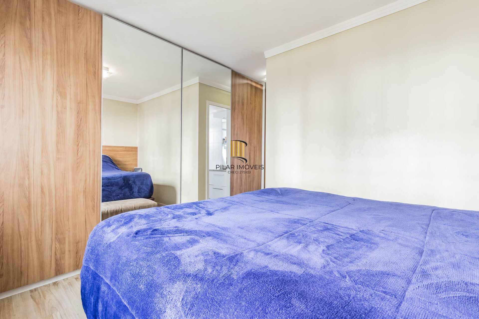 Apartamento à venda no bairro Passo D'areia em Porto Alegre/RS