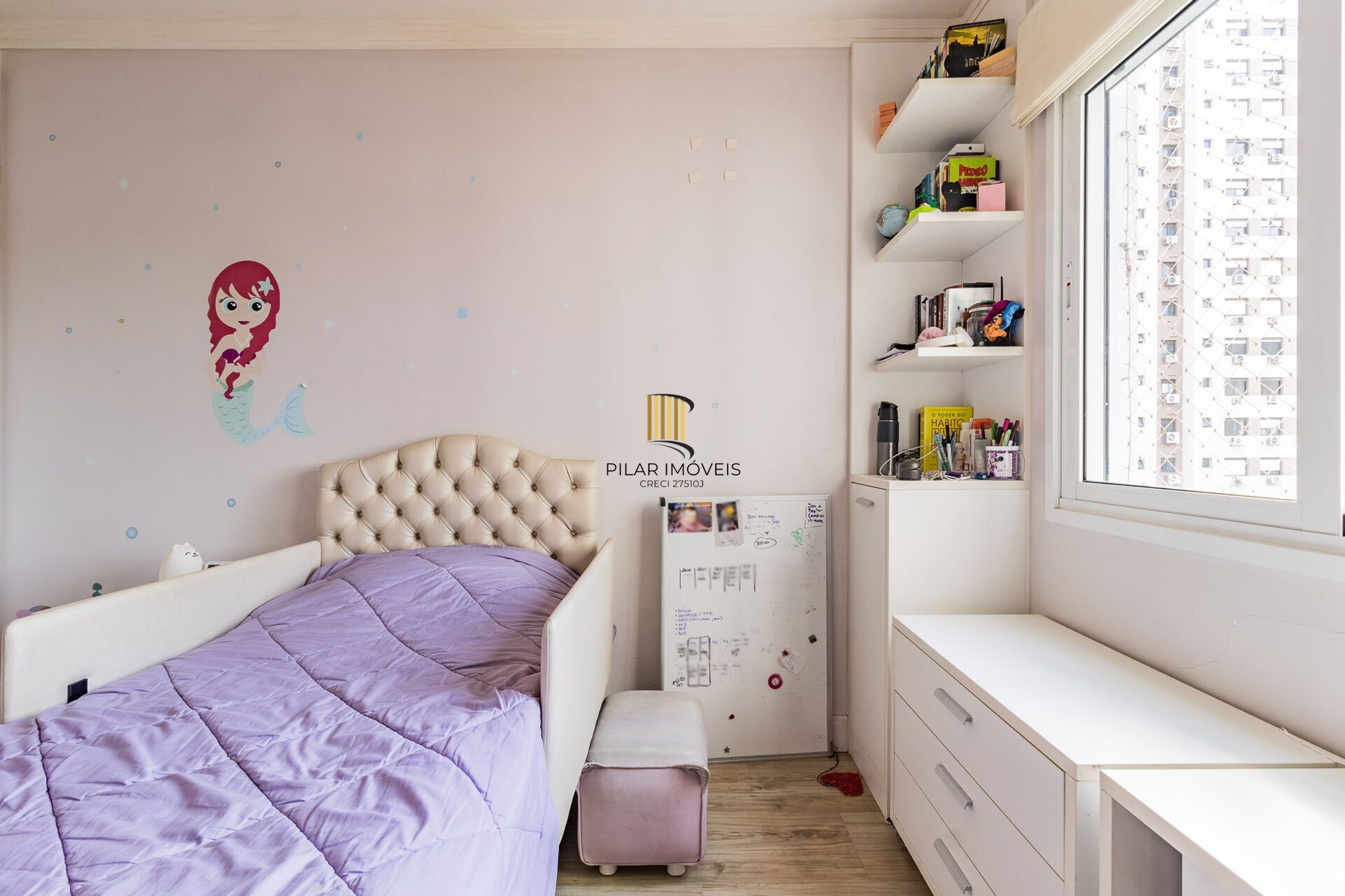 Apartamento à venda no bairro Passo D'areia em Porto Alegre/RS