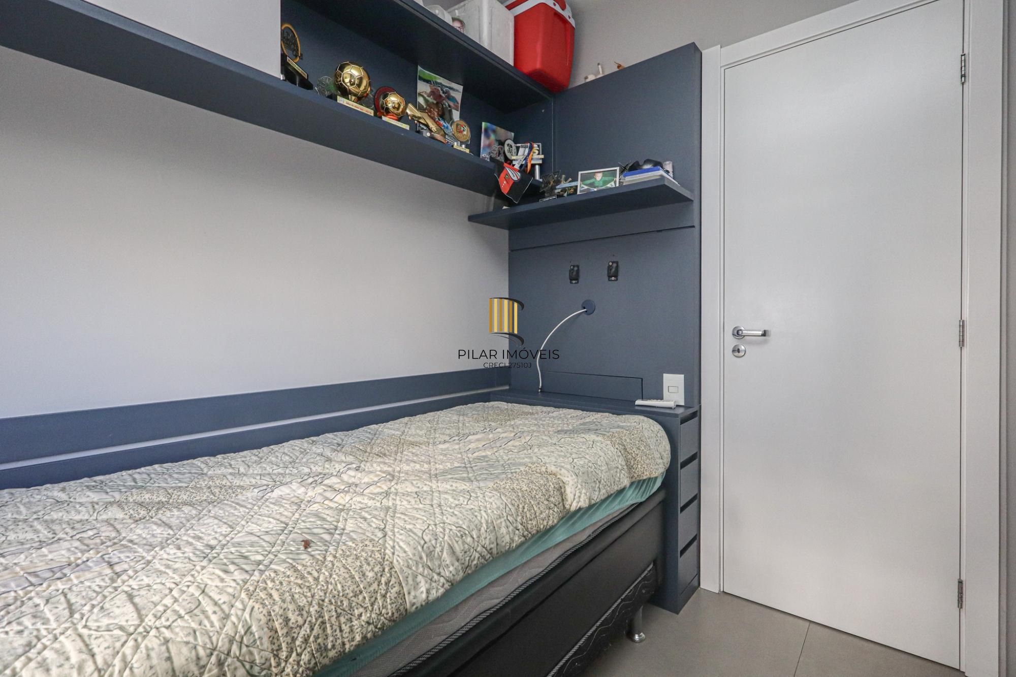 Apartamento à venda no bairro São Sebastião em Porto Alegre/RS