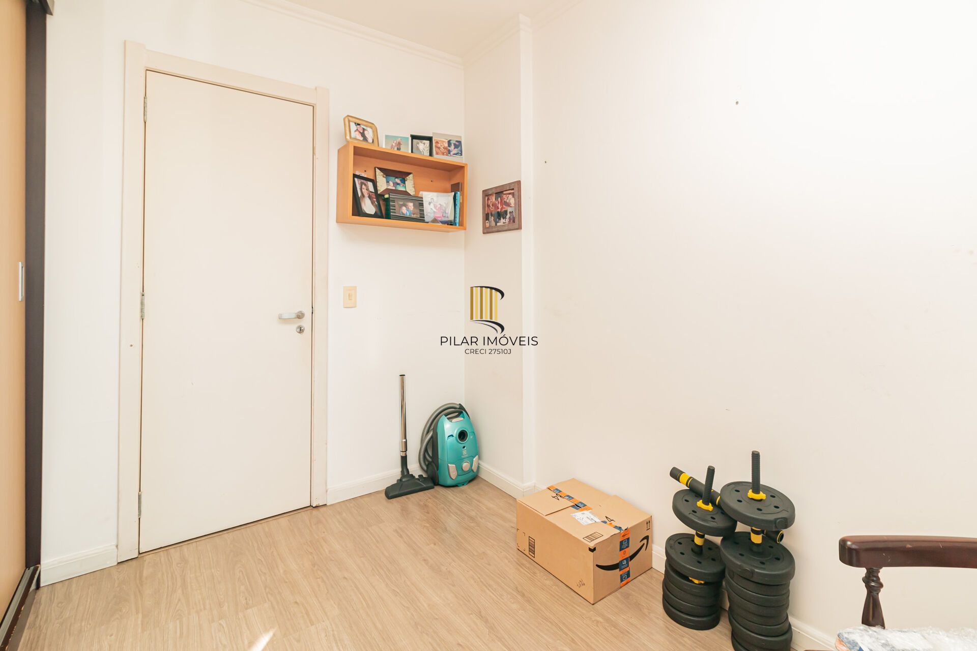 Apartamento à venda no bairro Passo D'areia em Porto Alegre/RS