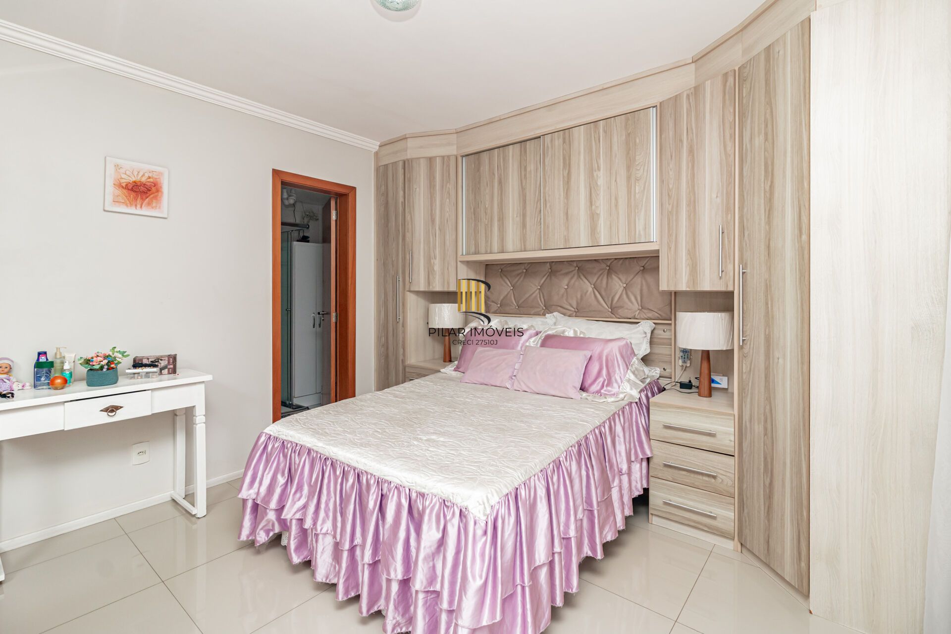 Apartamento à venda no bairro Passo D'areia em Porto Alegre/RS