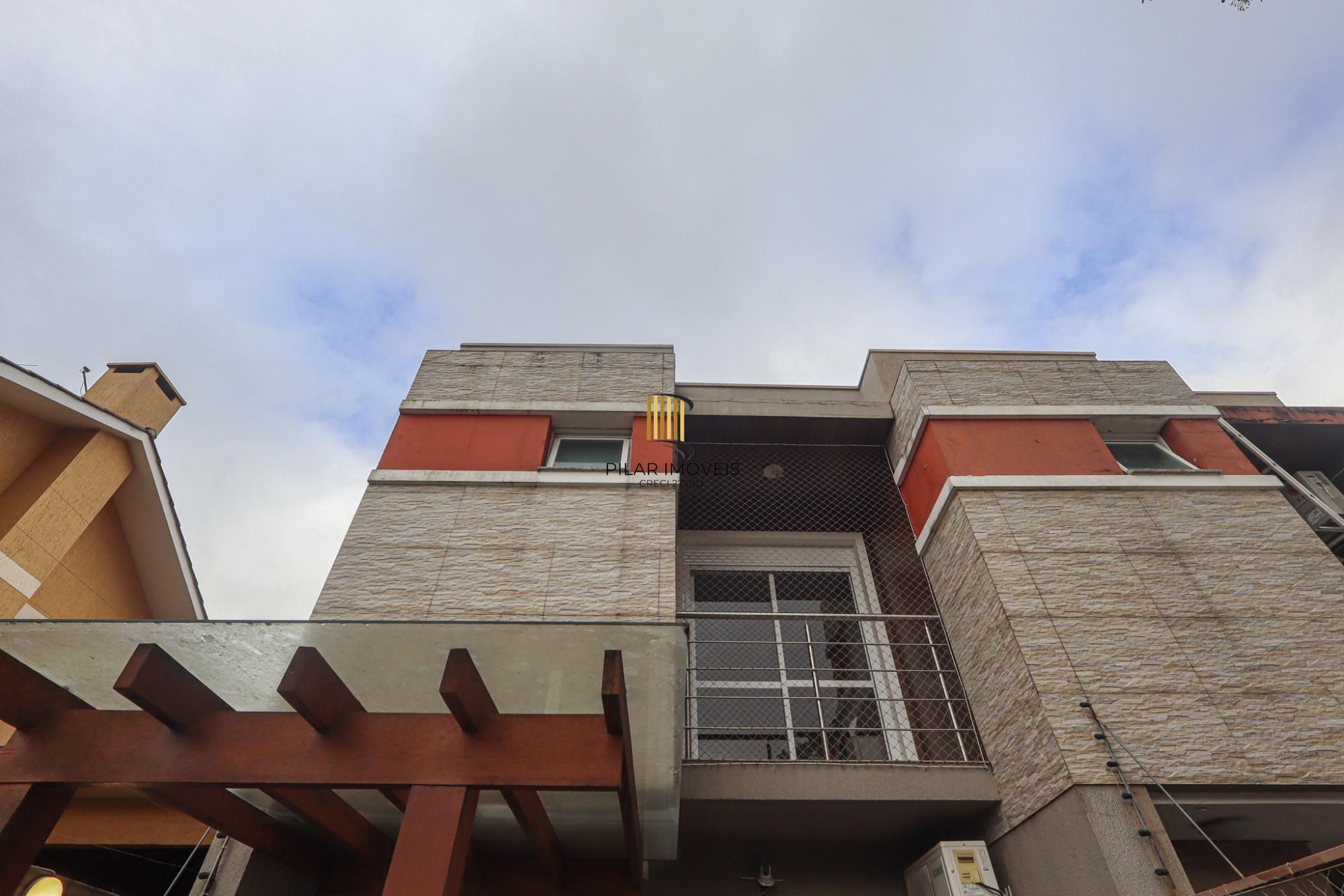 Casa sobrado a venda no bairro São José em Canoas