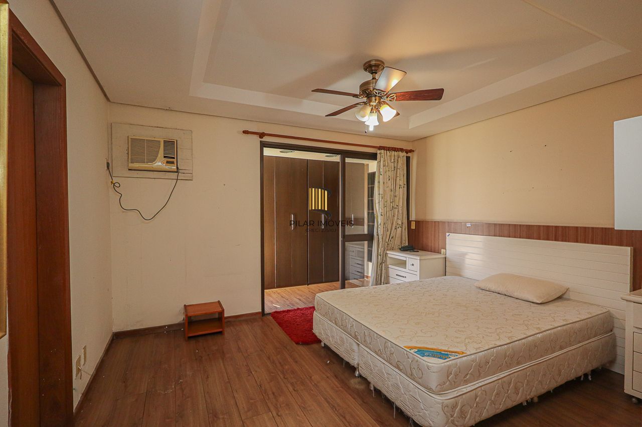 Apartamento a venda no bairro Bom fim