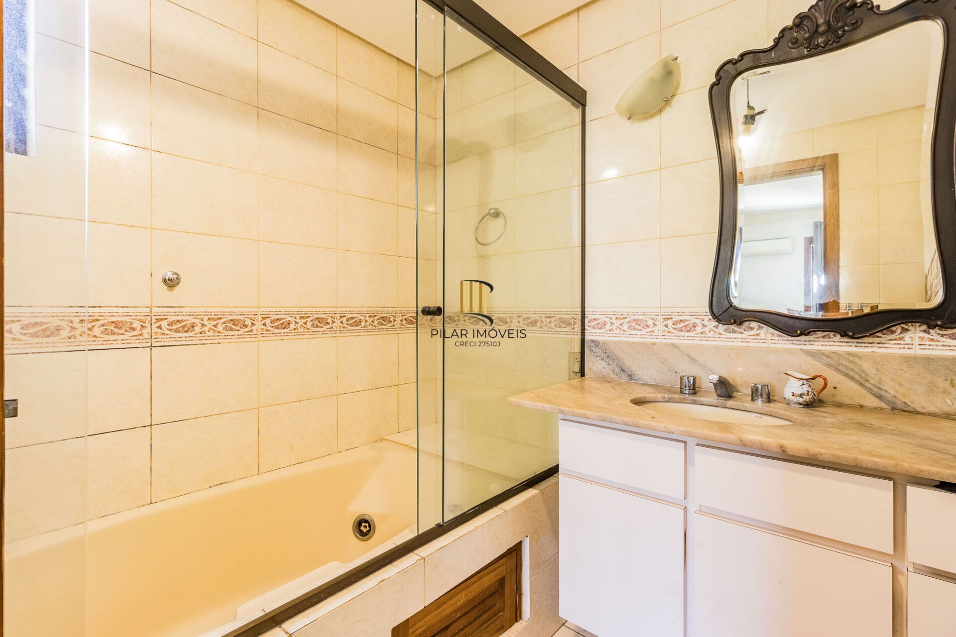 Apartamento à venda no bairro Rio Branco em Porto Alegre/RS