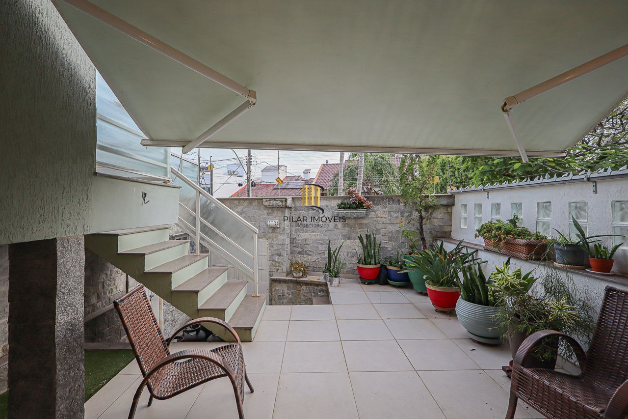 Casa a venda no bairro Chácara das Pedras