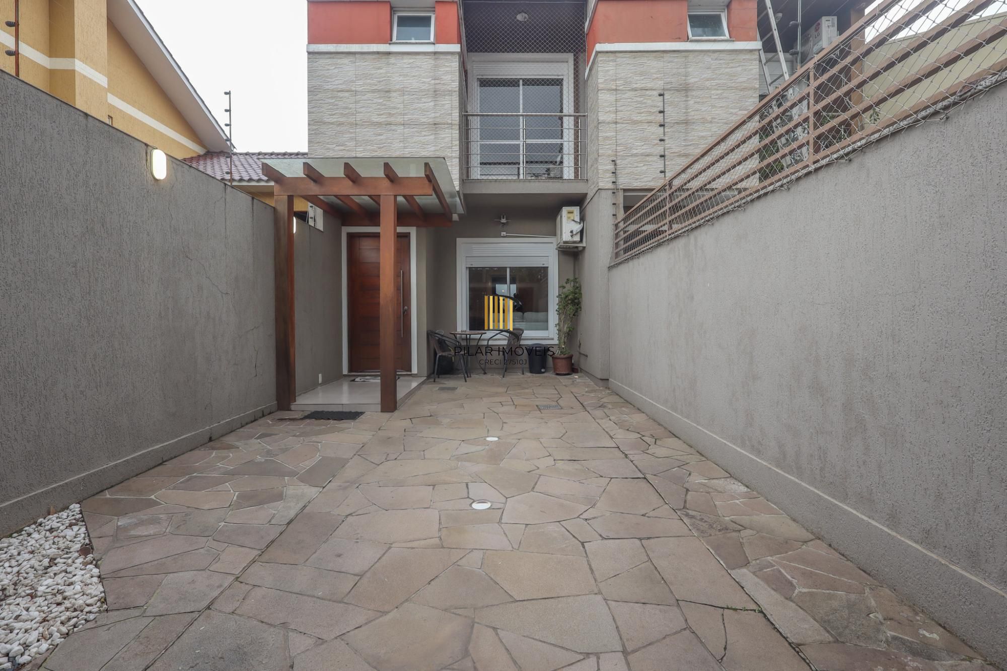 Casa sobrado a venda no bairro São José em Canoas