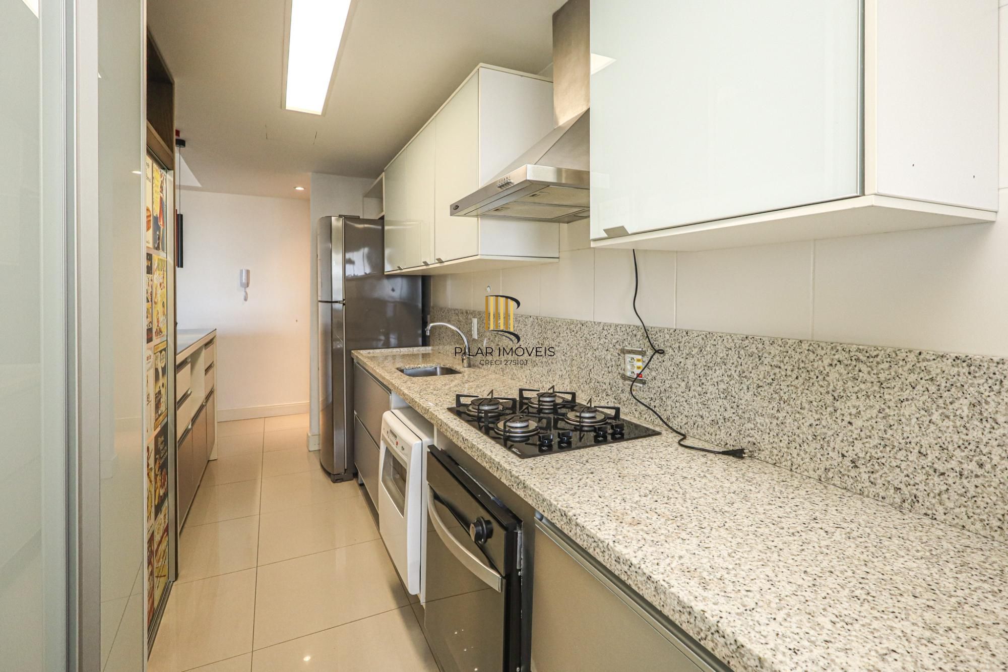 Apartamento a venda no bairro Três Figueiras