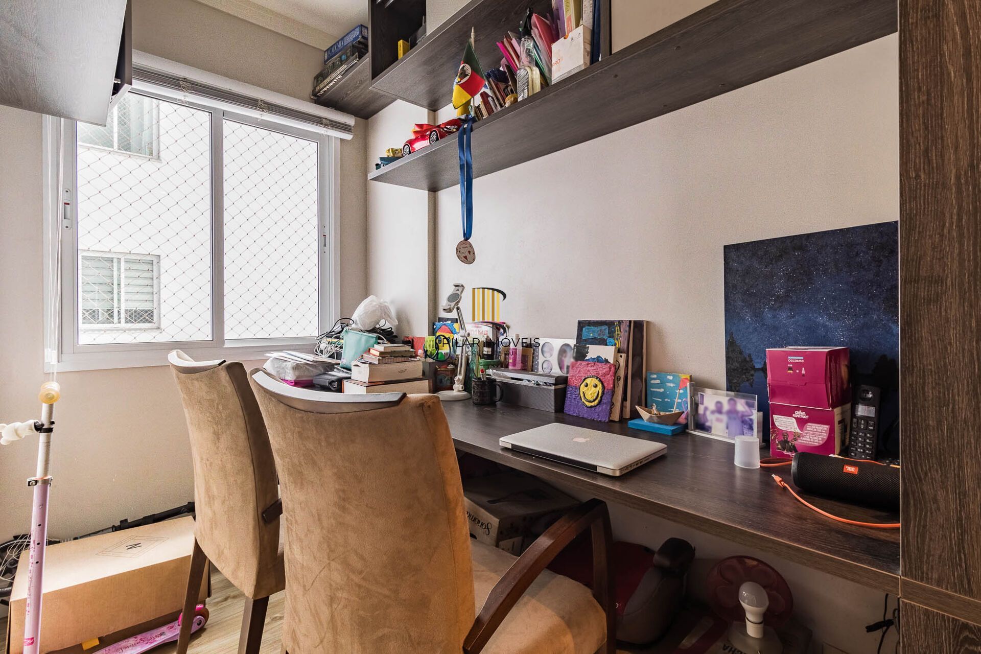 Apartamento à venda no bairro Passo D'areia em Porto Alegre/RS