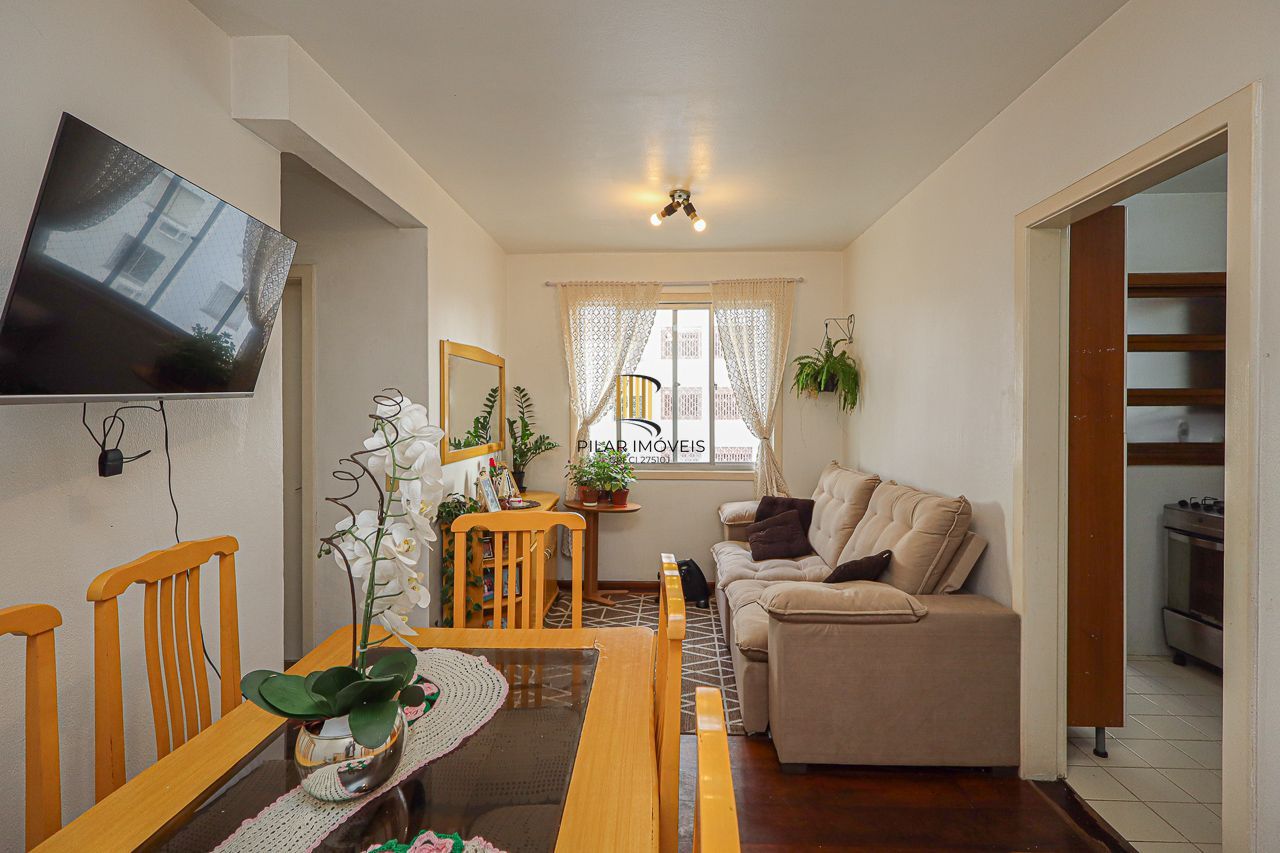 Apartamento a venda no bairro Partenon