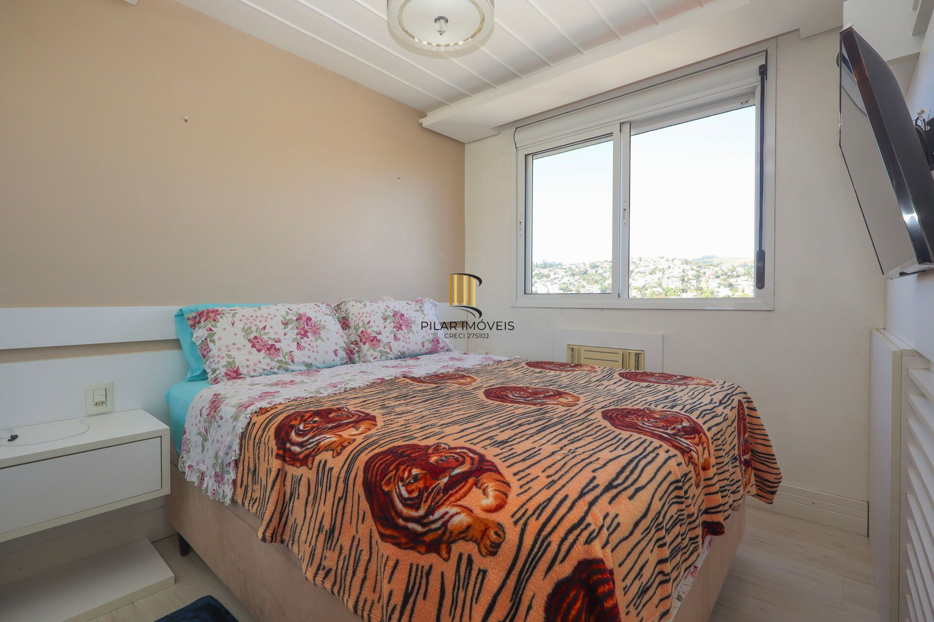 Apartamento à venda no bairro Partenon em Porto Alegre/RS