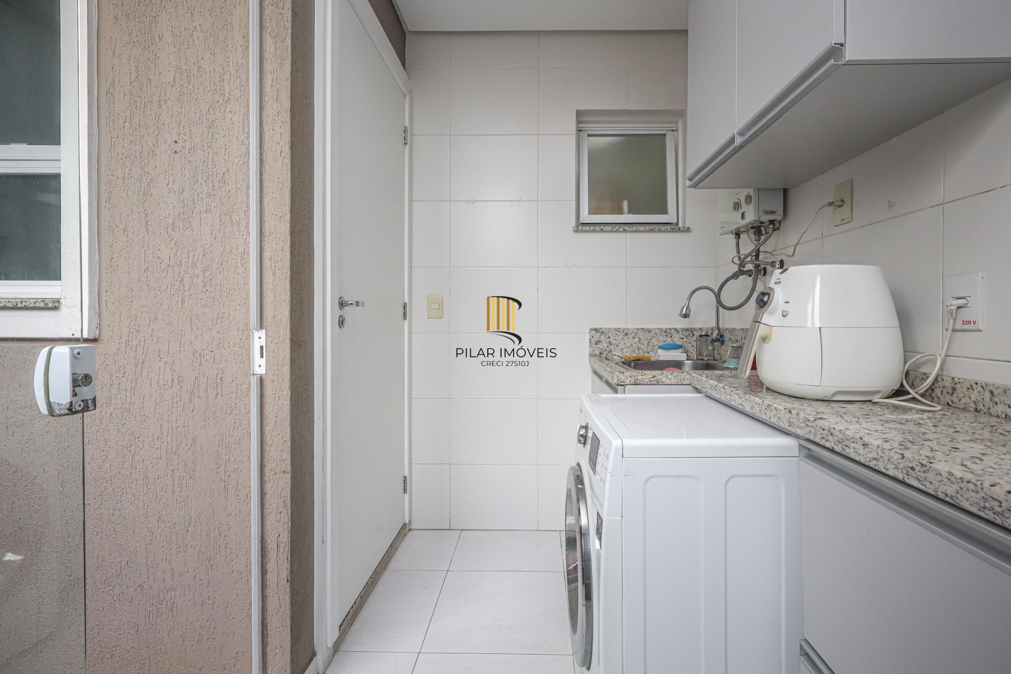 Casa sobrado a venda no bairro São José em Canoas