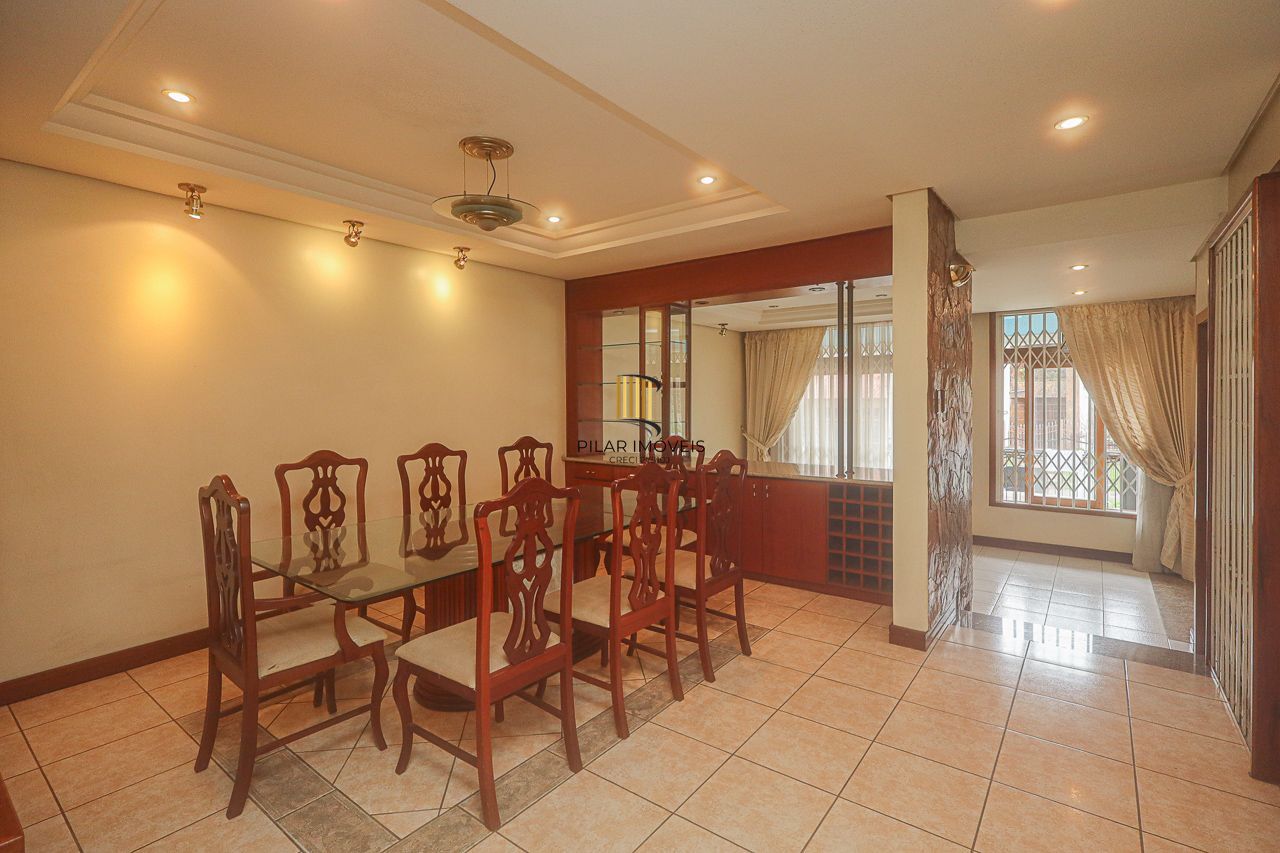 Casa a venda no bairro Jardim Lindóia