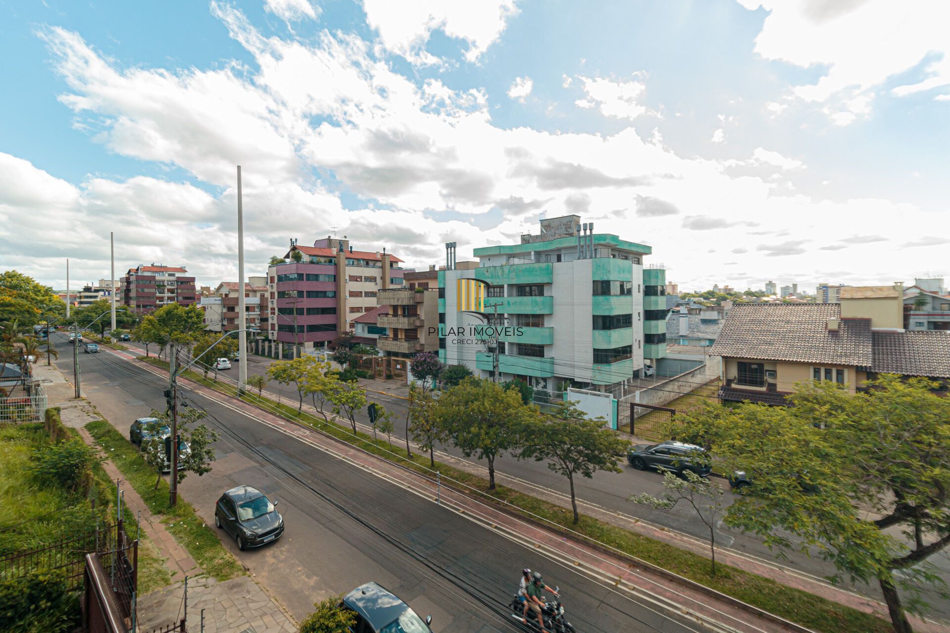 Apartamento à venda no bairro Jardim Planalto em Porto Alegre/RS