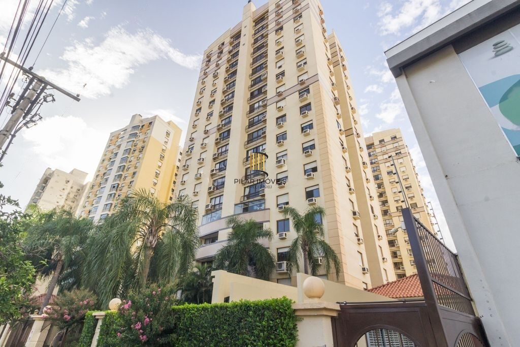 Apartamento à venda no bairro Passo D'areia em Porto Alegre/RS
