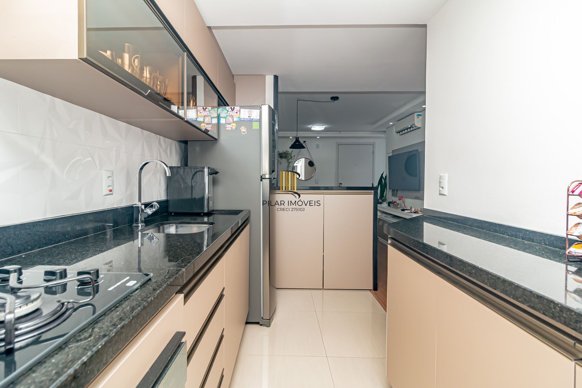 Apartamento à venda no bairro Lomba do Pinheiro em Porto Alegre/RS