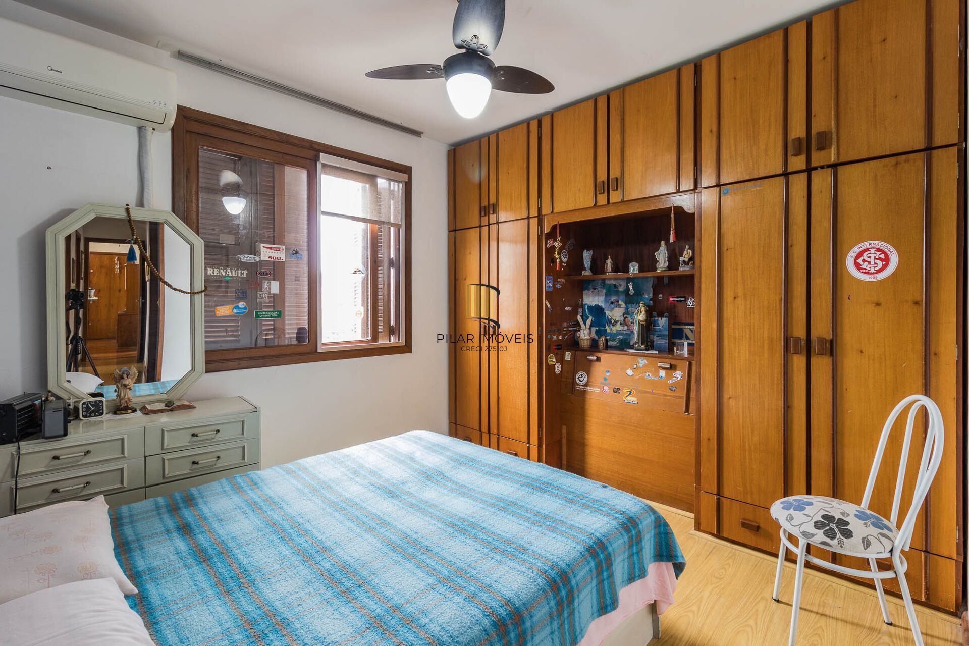 Apartamento à venda no bairro Jardim Lindóia em Porto Alegre/RS