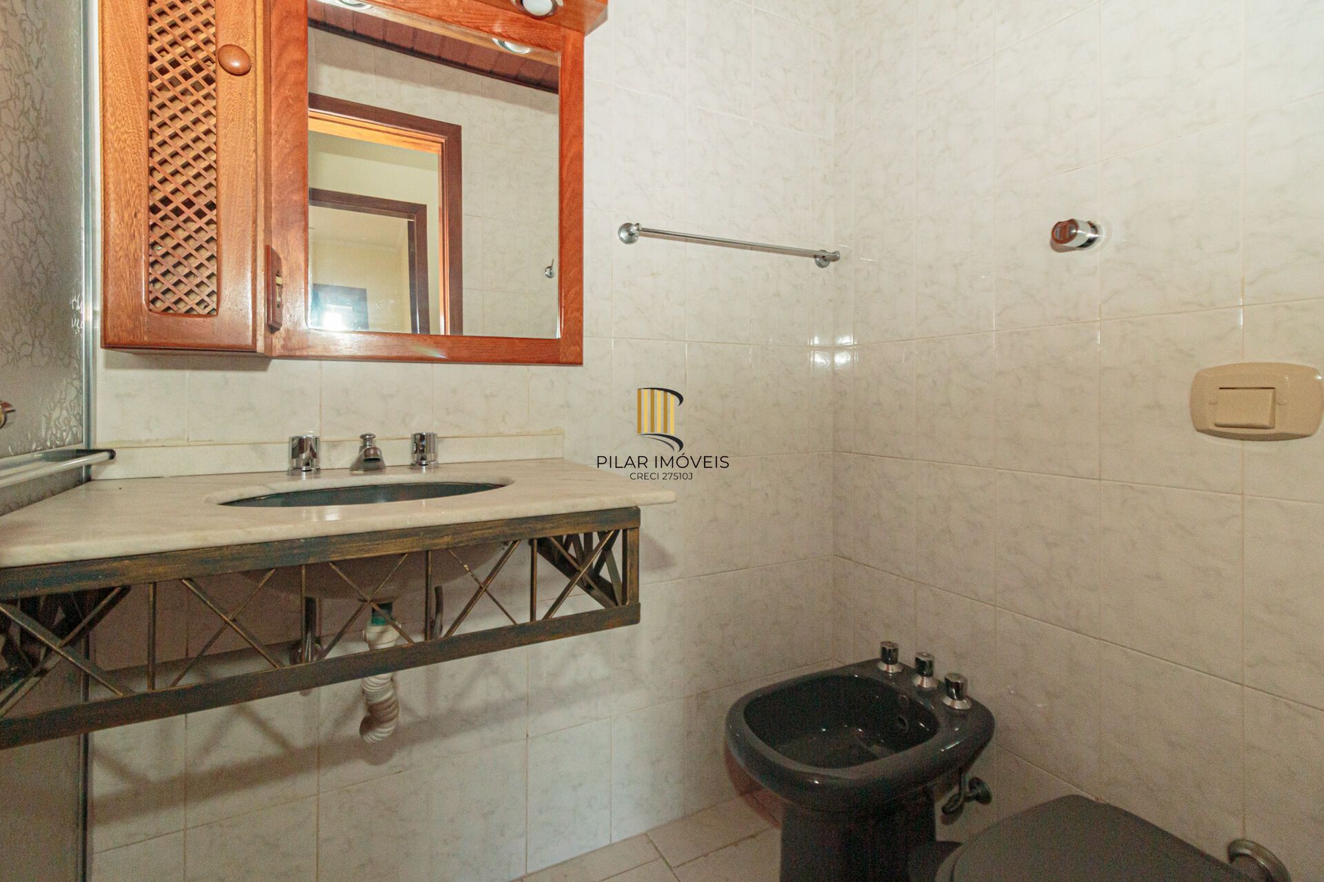 Apartamento à venda no bairro Jardim Planalto em Porto Alegre/RS