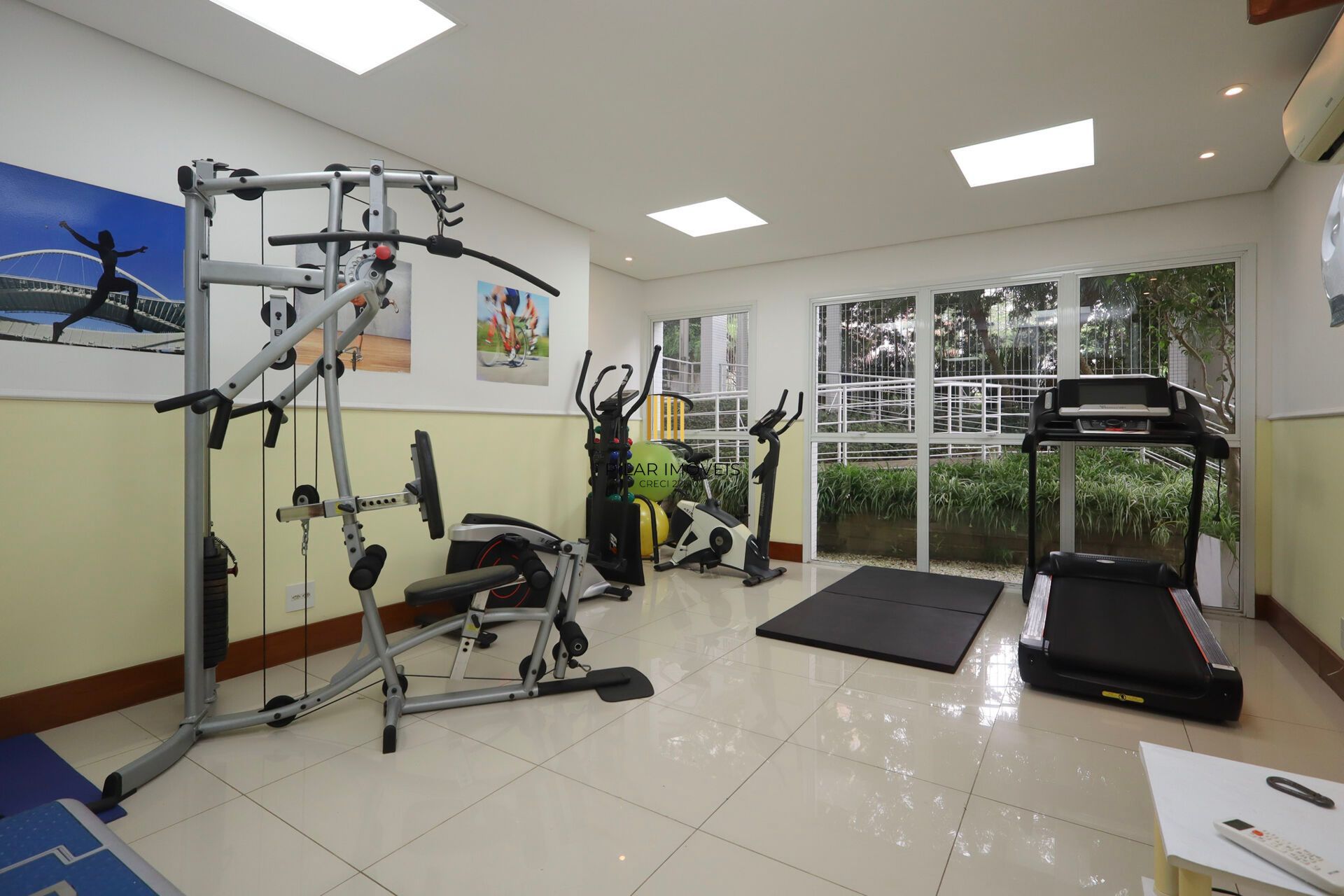 Apartamento à venda no bairro Jardim Botânico em Porto Alegre/RS