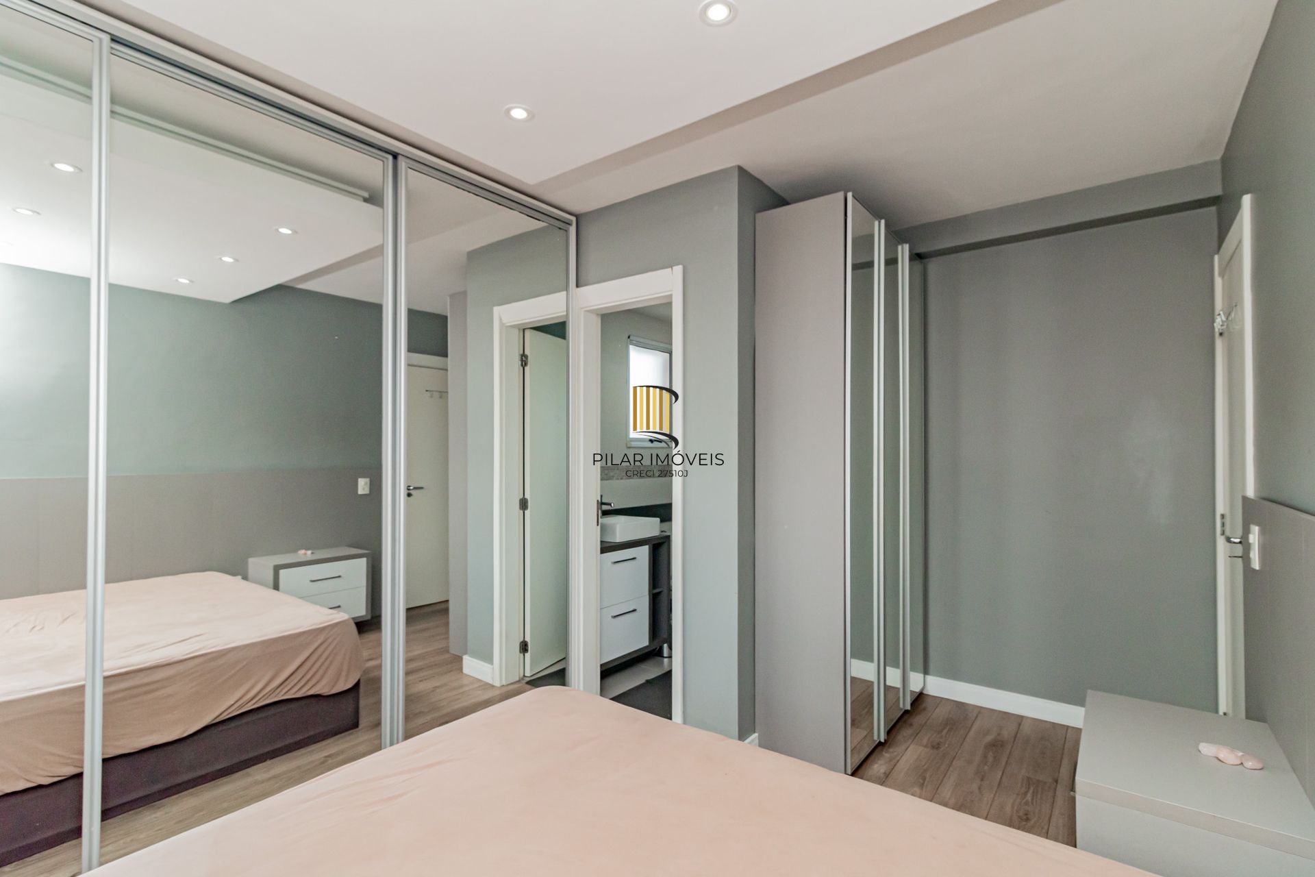 Apartamento à venda no bairro Sarandi em Porto Alegre/RS