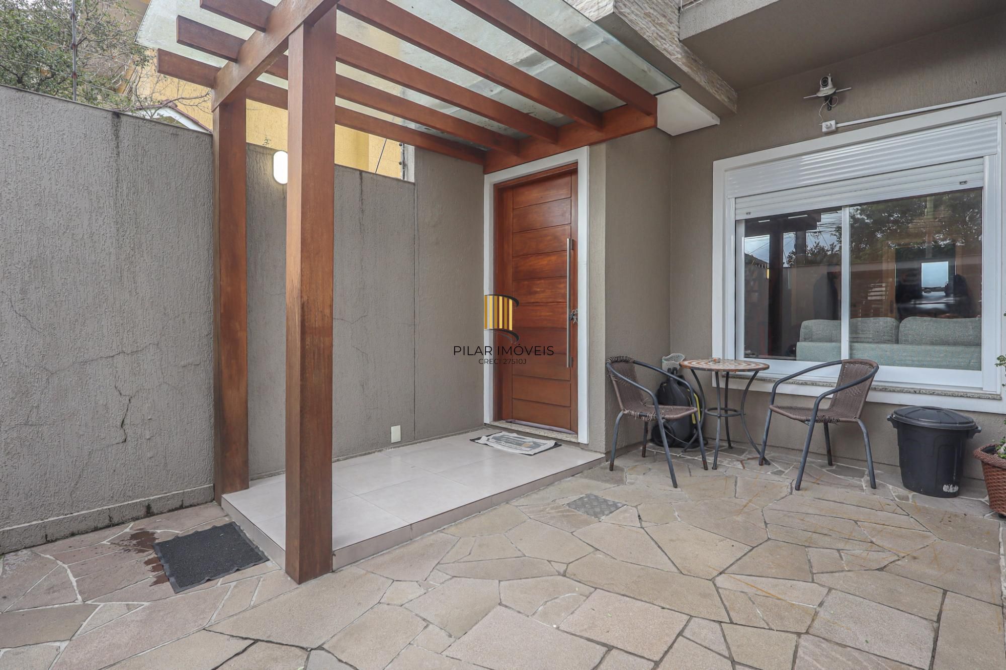 Casa sobrado a venda no bairro São José em Canoas