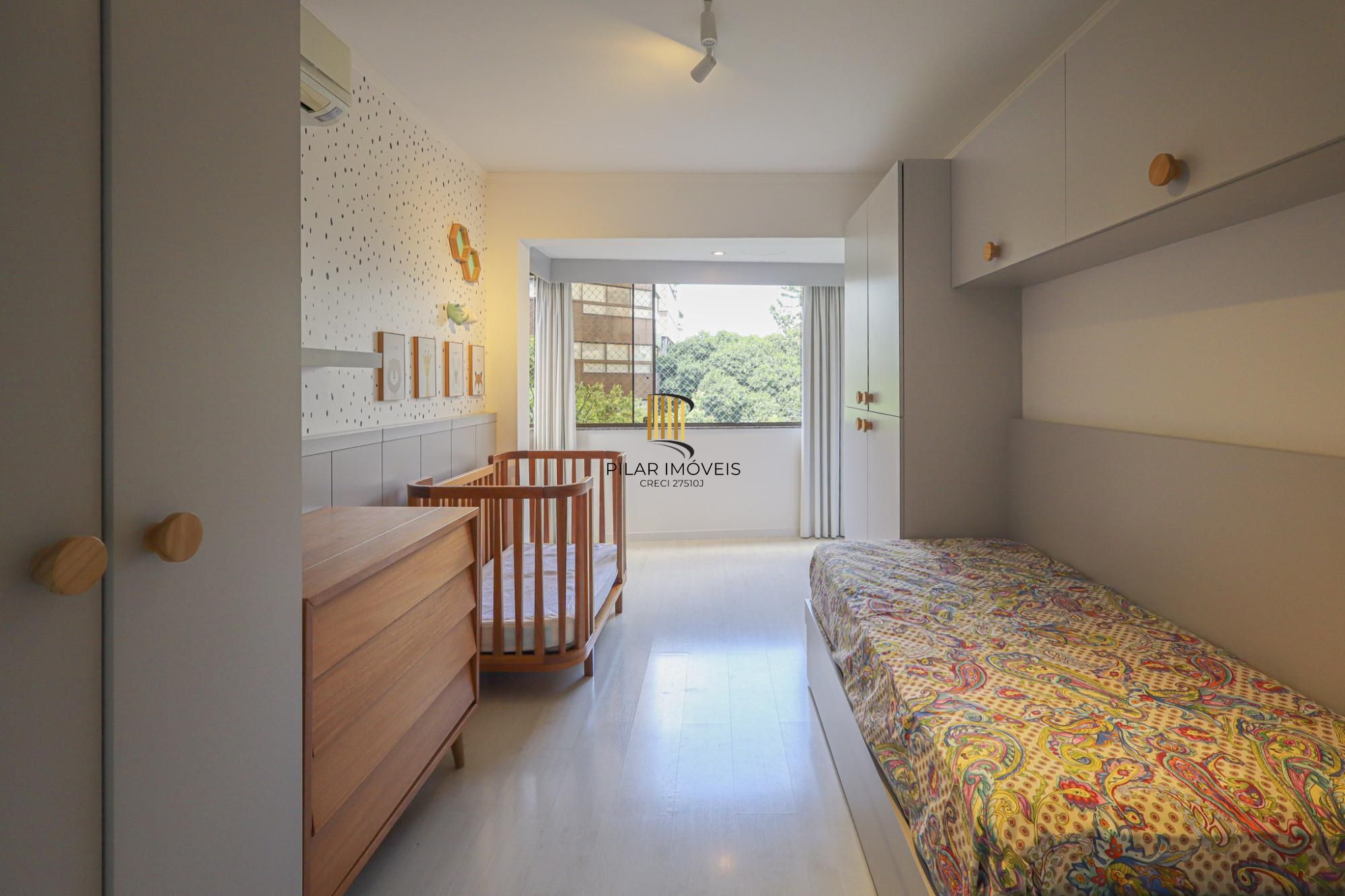 Apartamento a venda no bairro Petrópolis
