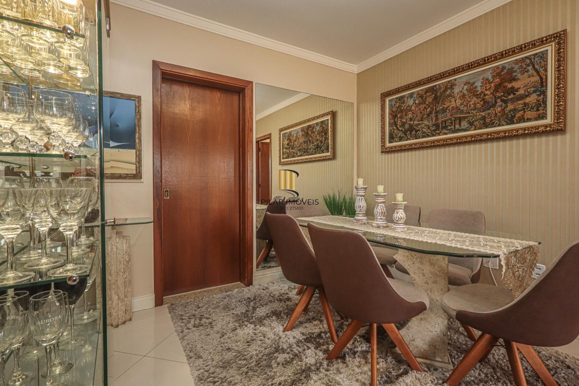 Apartamento à venda no bairro Jardim Planalto em Porto Alegre/RS