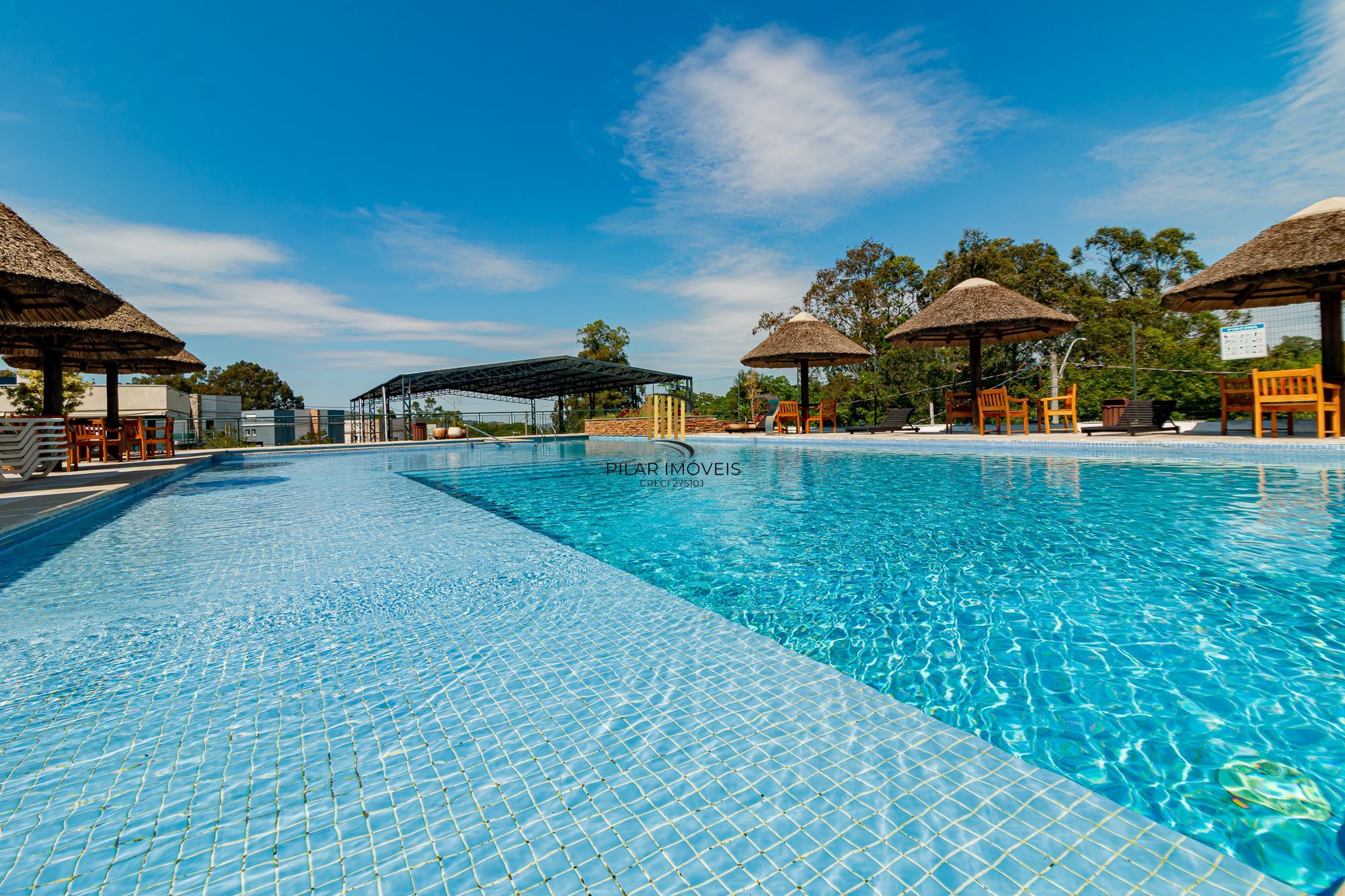 Casa em condomínio a venda na Lomba do Pinheiro