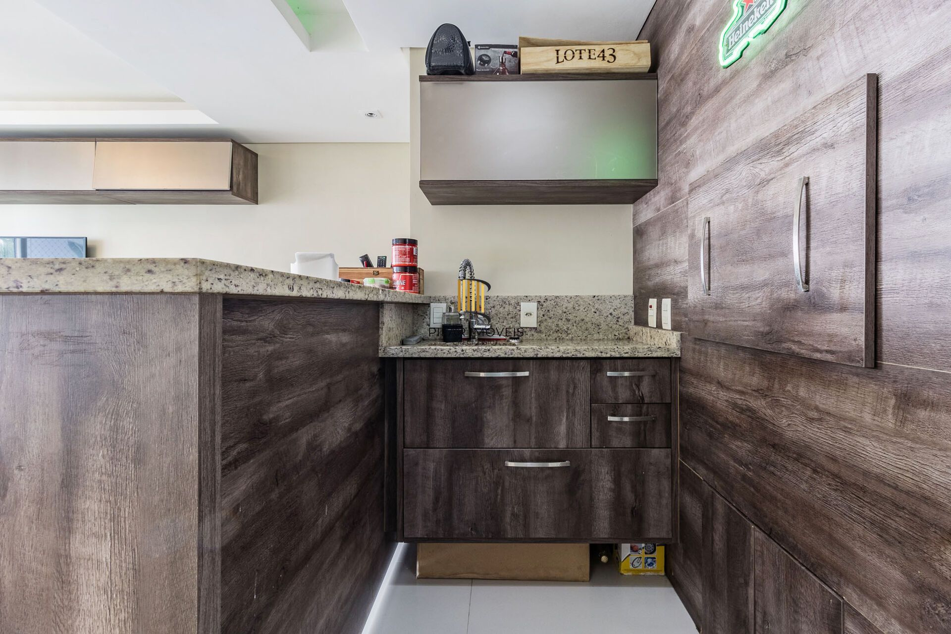 Apartamento à venda no bairro Passo D'areia em Porto Alegre/RS