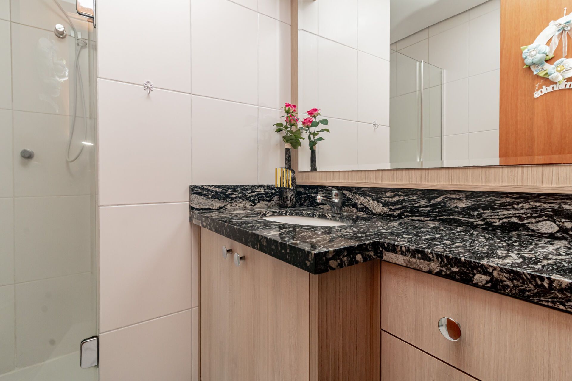 Apartamento à venda no bairro Passo D'areia em Porto Alegre/RS
