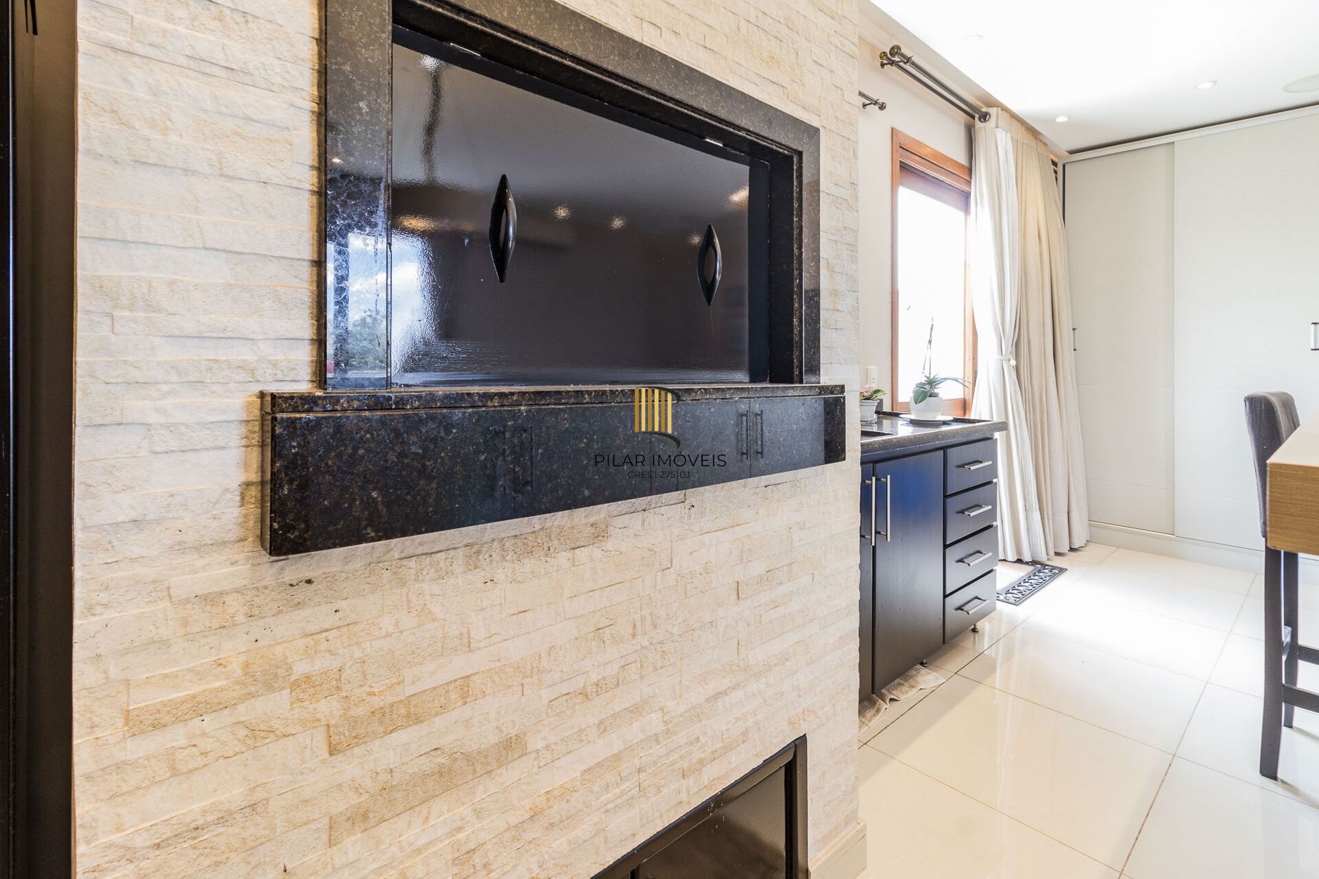 Apartamento à venda no bairro Jardim Lindóia em Porto Alegre/RS