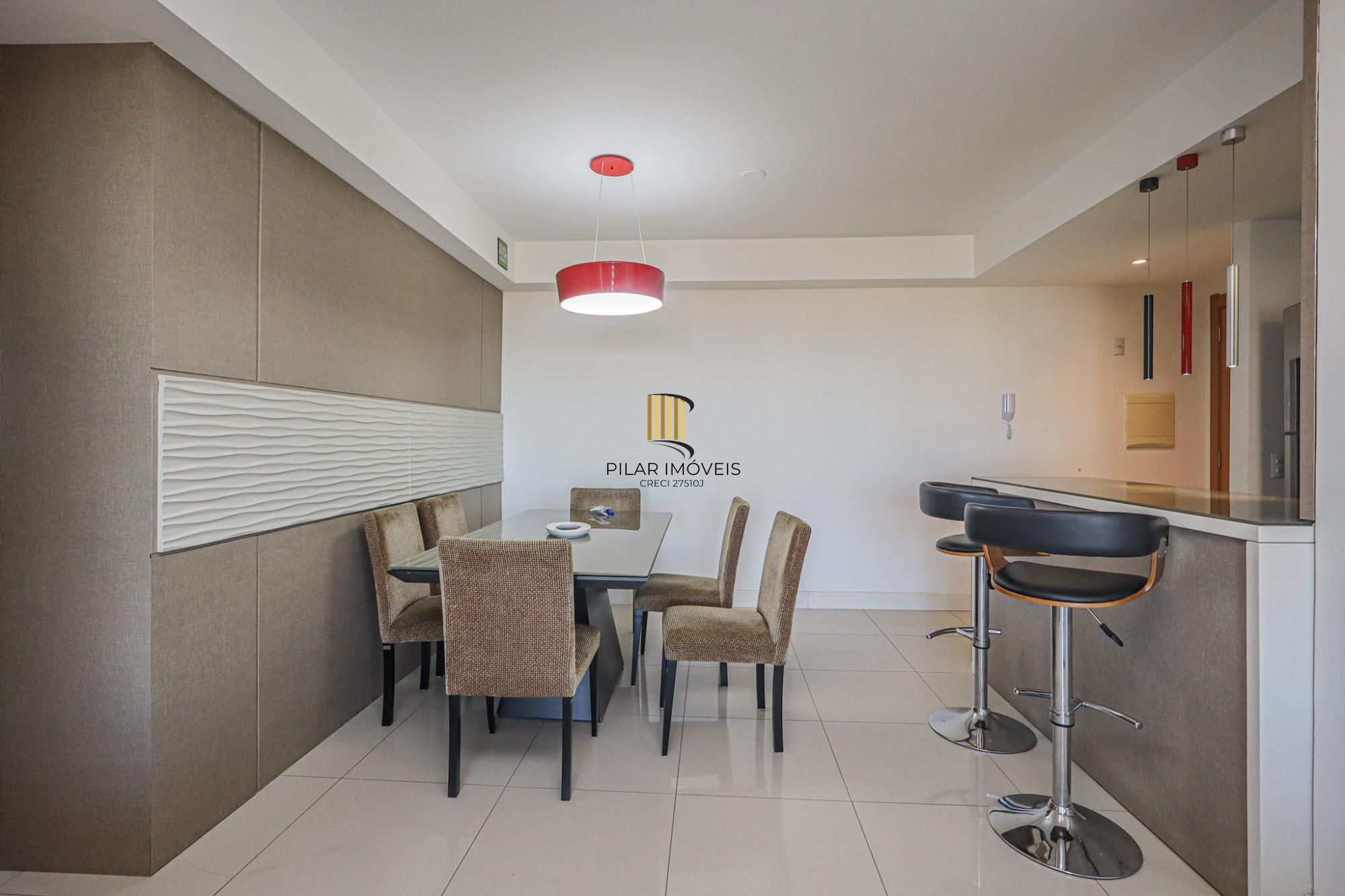 Apartamento a venda no bairro Três Figueiras