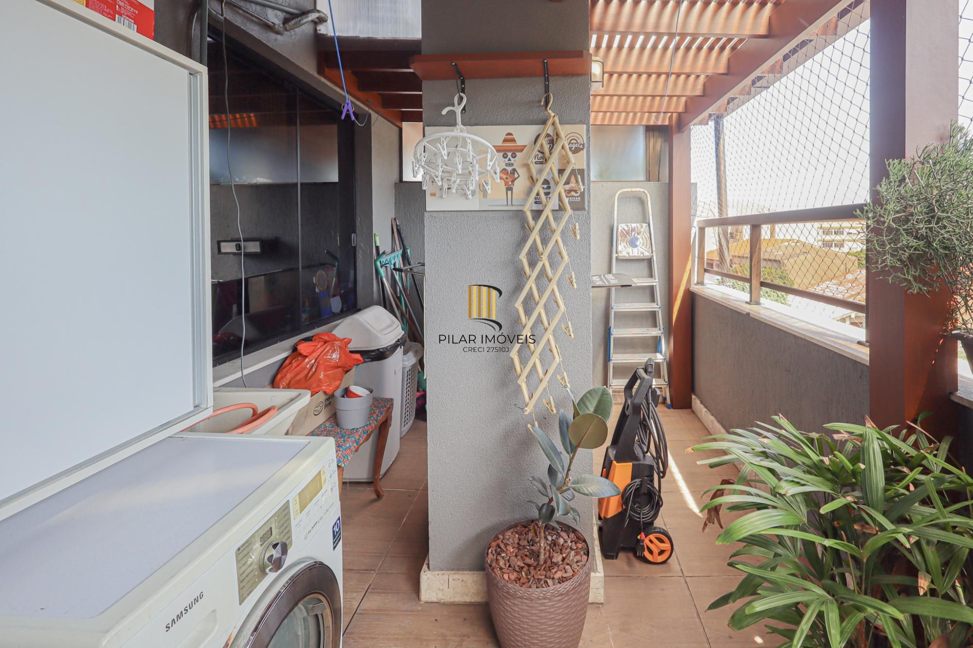 Cobertura a venda no bairro Passo D' Areia