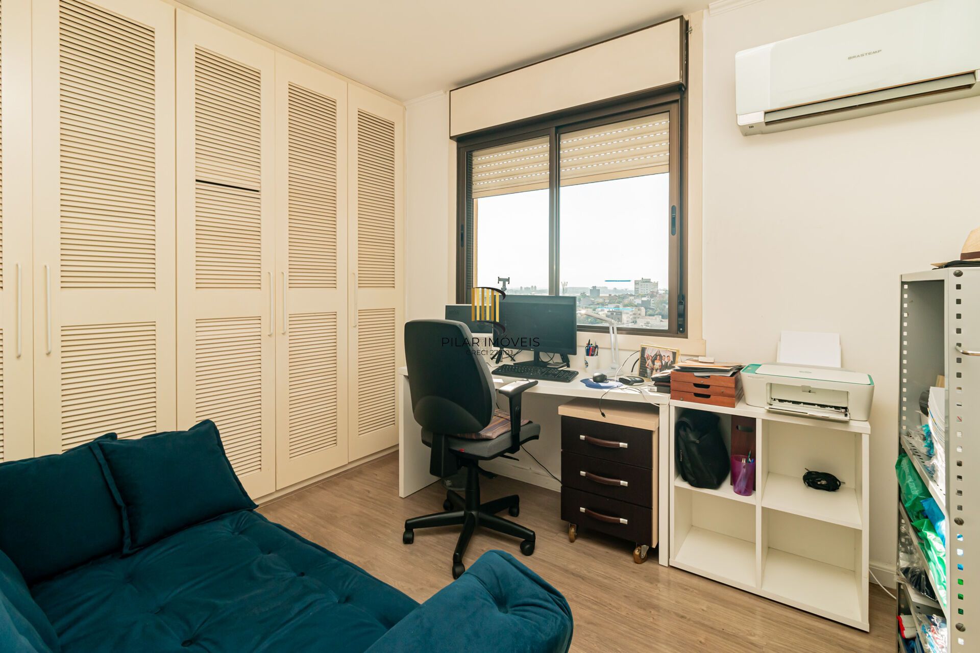 Apartamento à venda no bairro Passo D'areia em Porto Alegre/RS