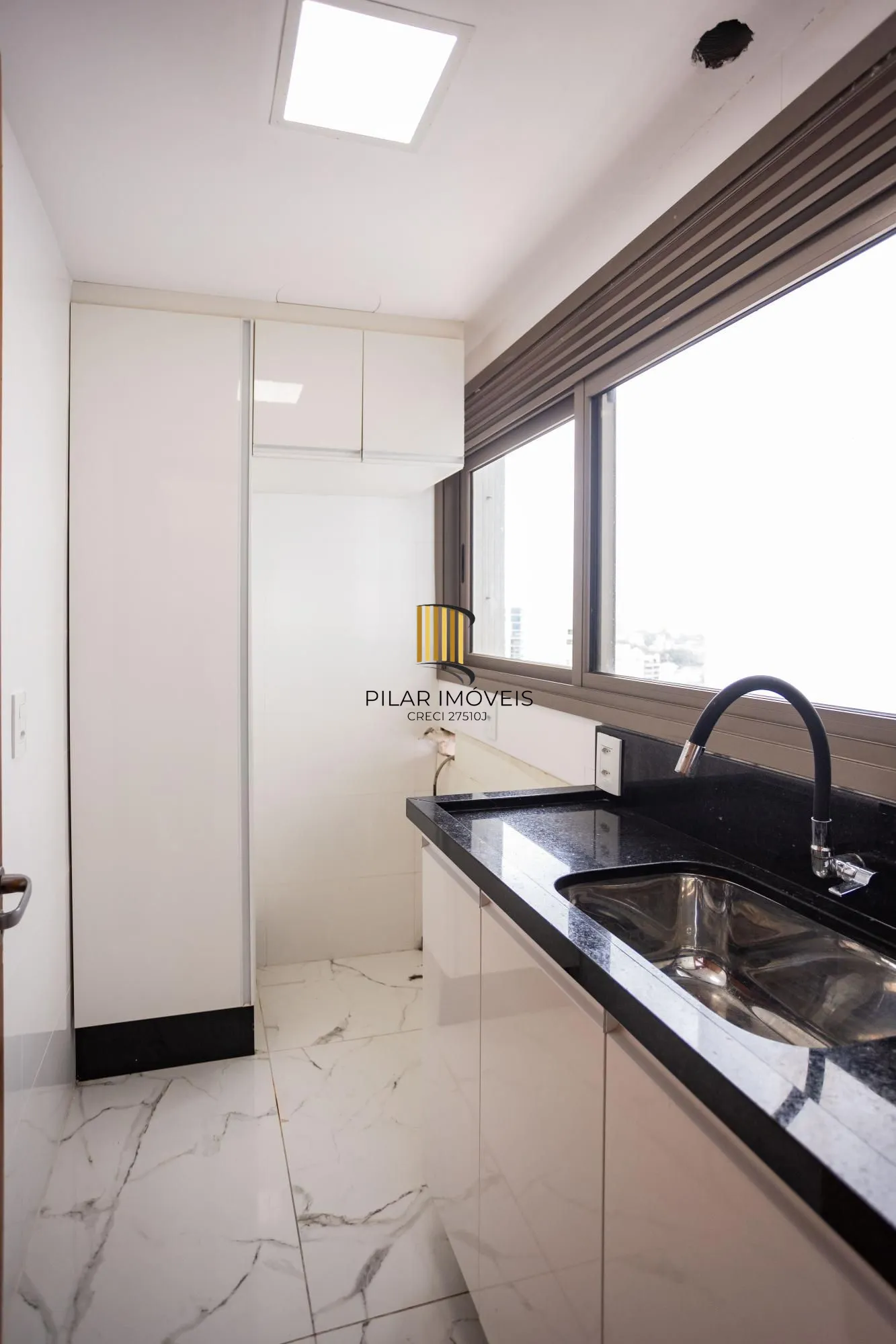 Apartamento 3 dormitórios no bairro Três Figueiras